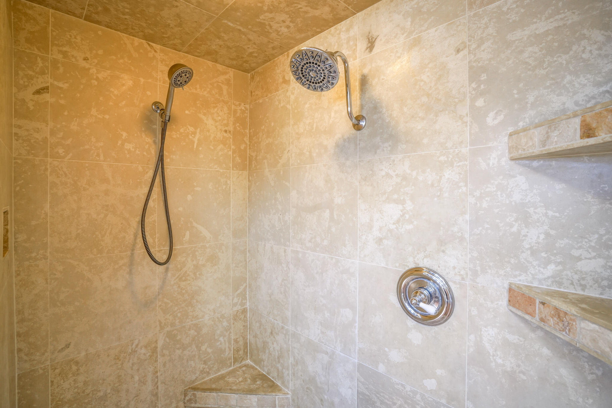 27 Primera Agua Road