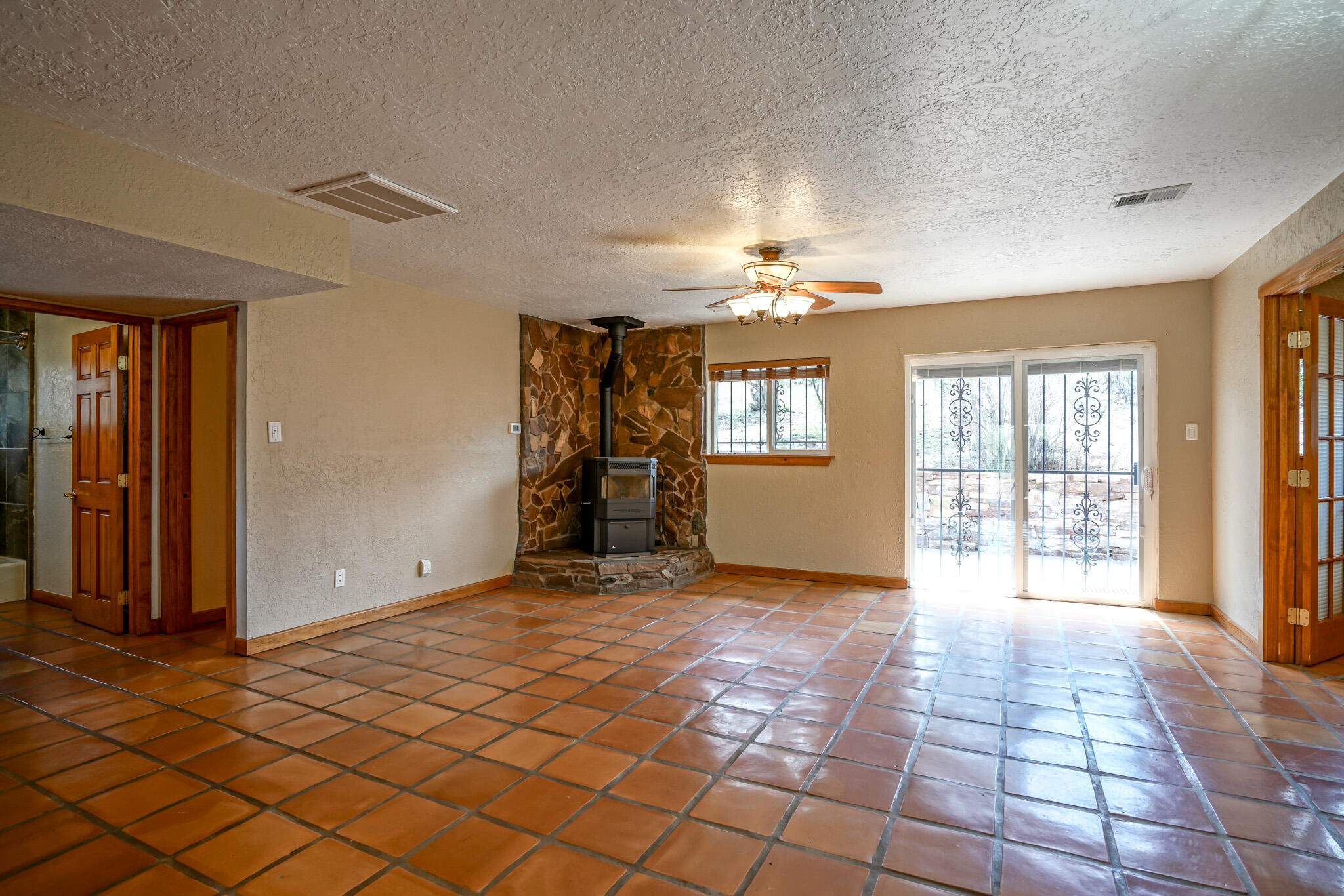 27 Primera Agua Road