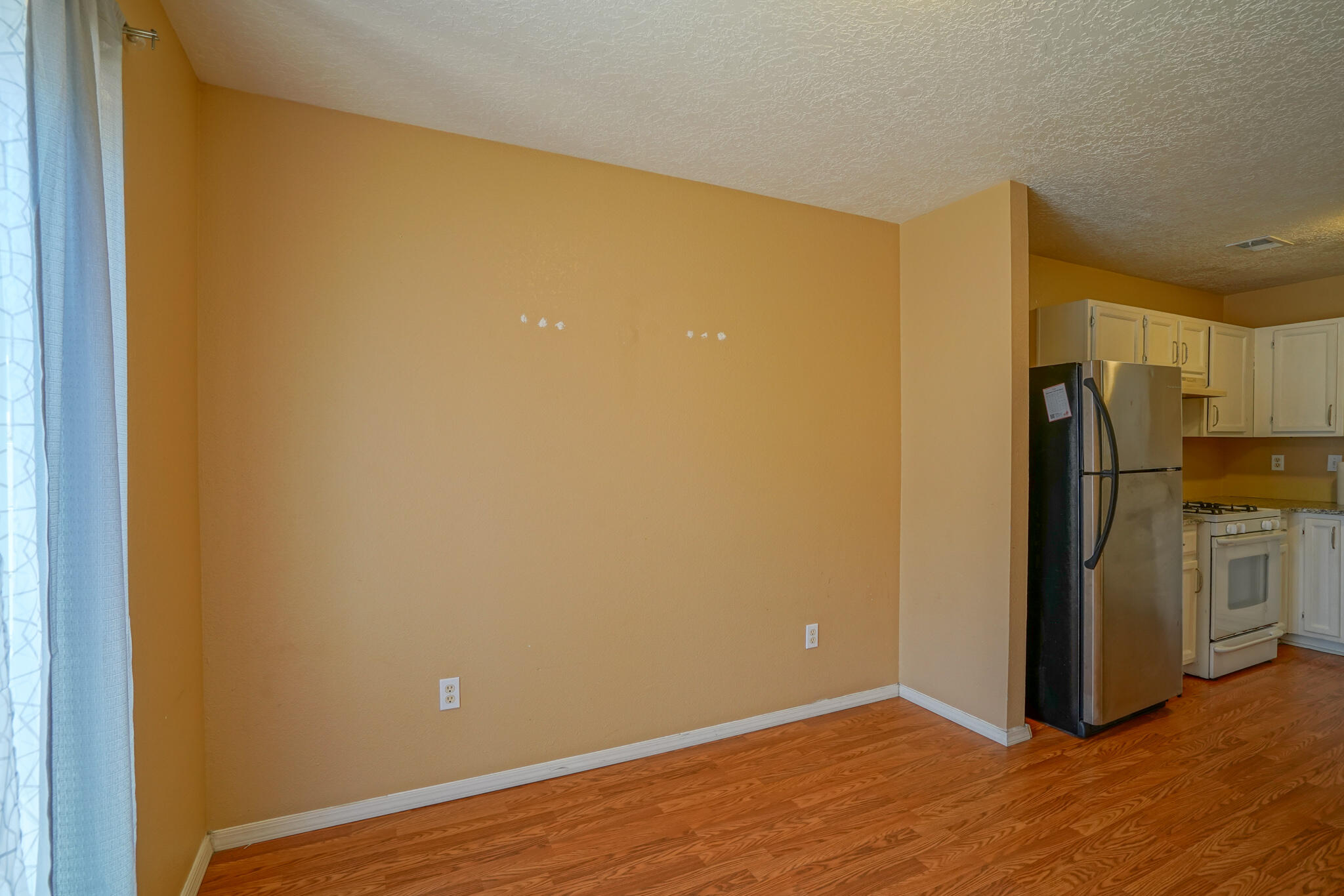 2823 Quail Pointe Drive NW