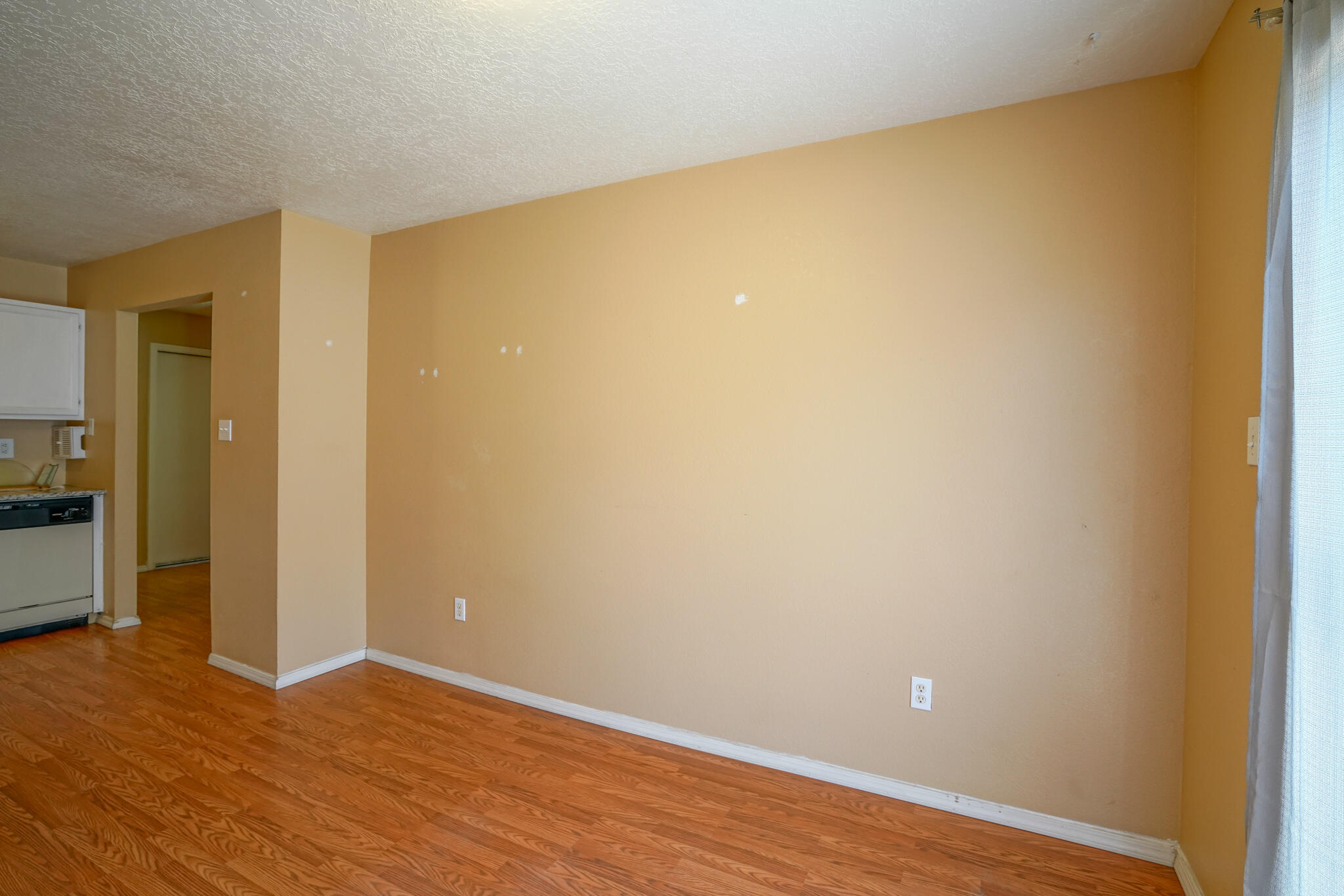 2823 Quail Pointe Drive NW