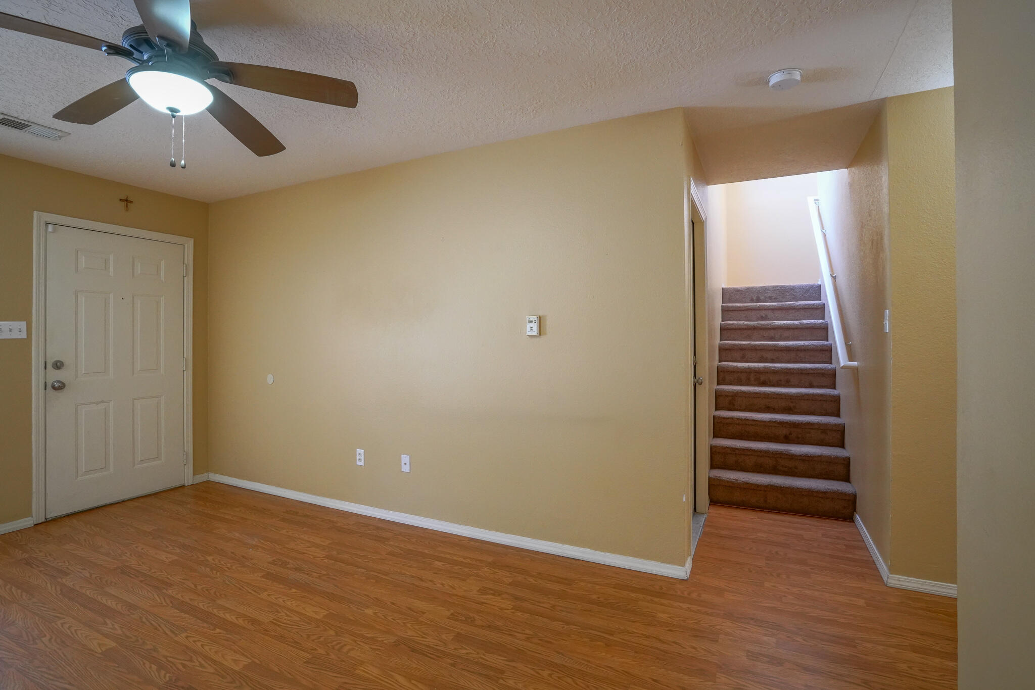 2823 Quail Pointe Drive NW