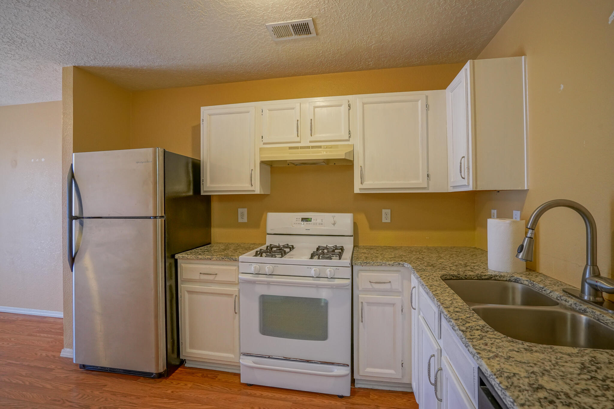 2823 Quail Pointe Drive NW