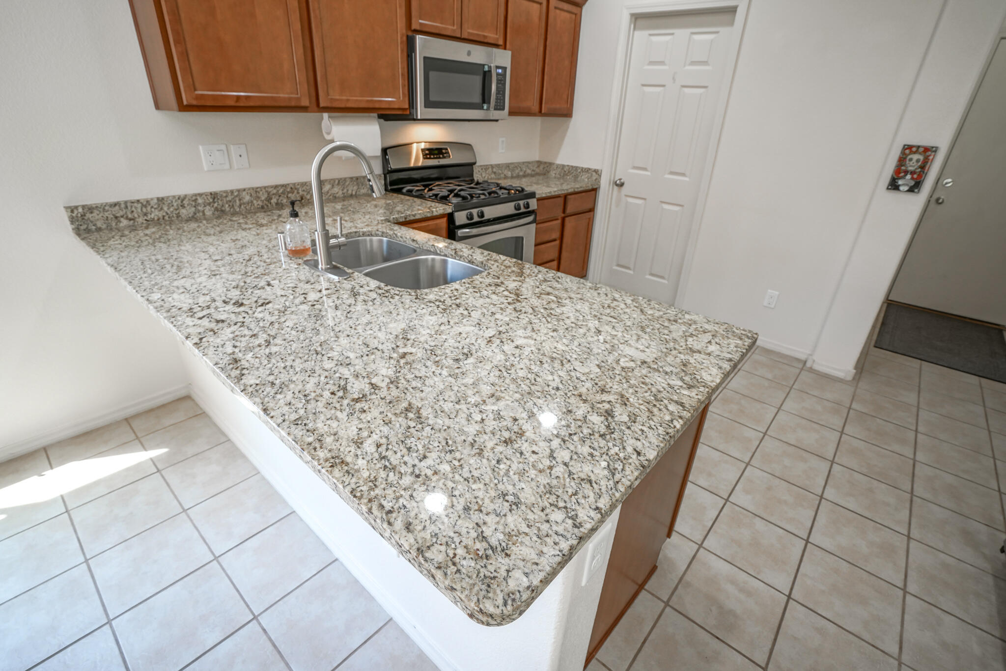 2012 Fraser Drive SE