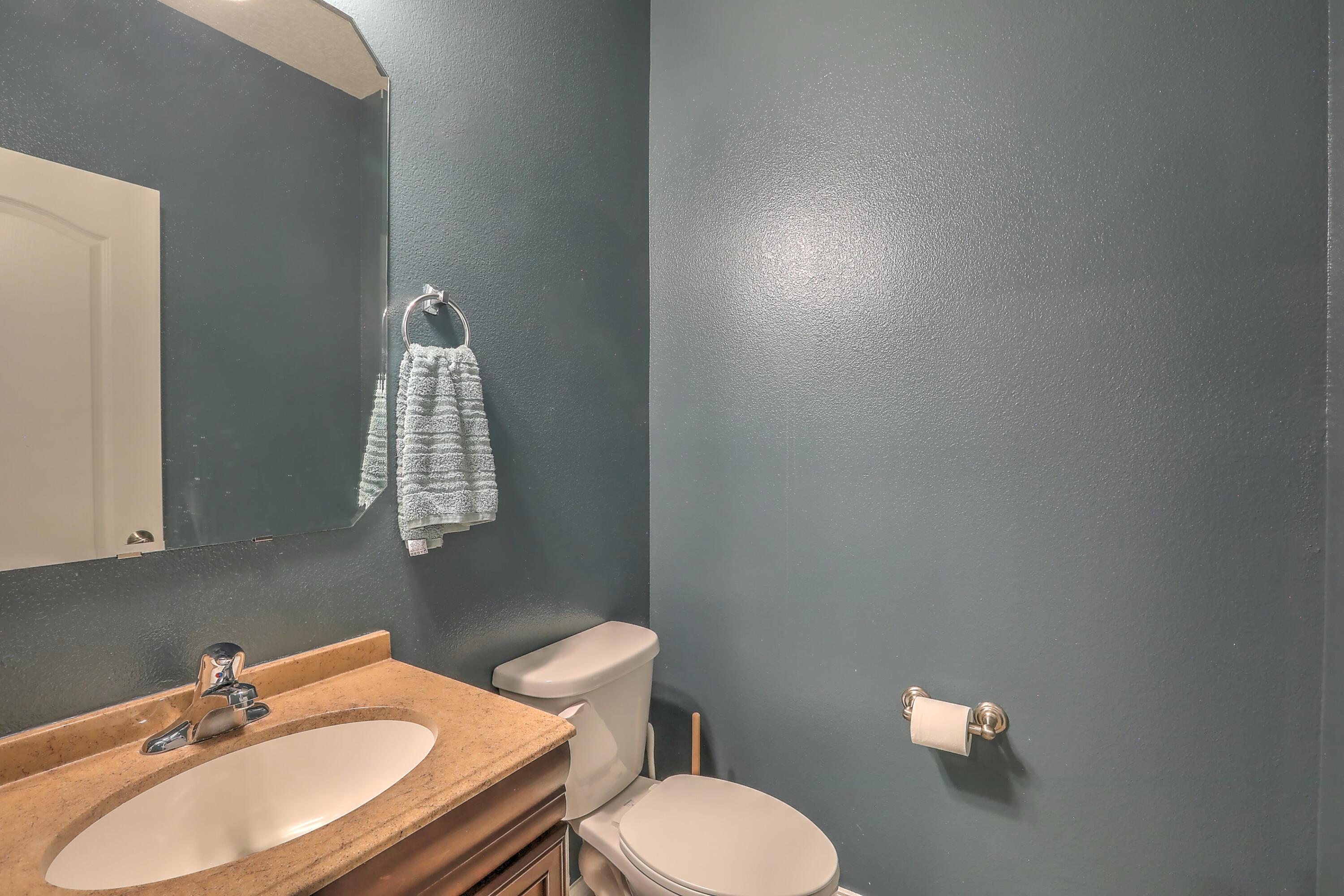 9508 Sandstone Rim Drive NW