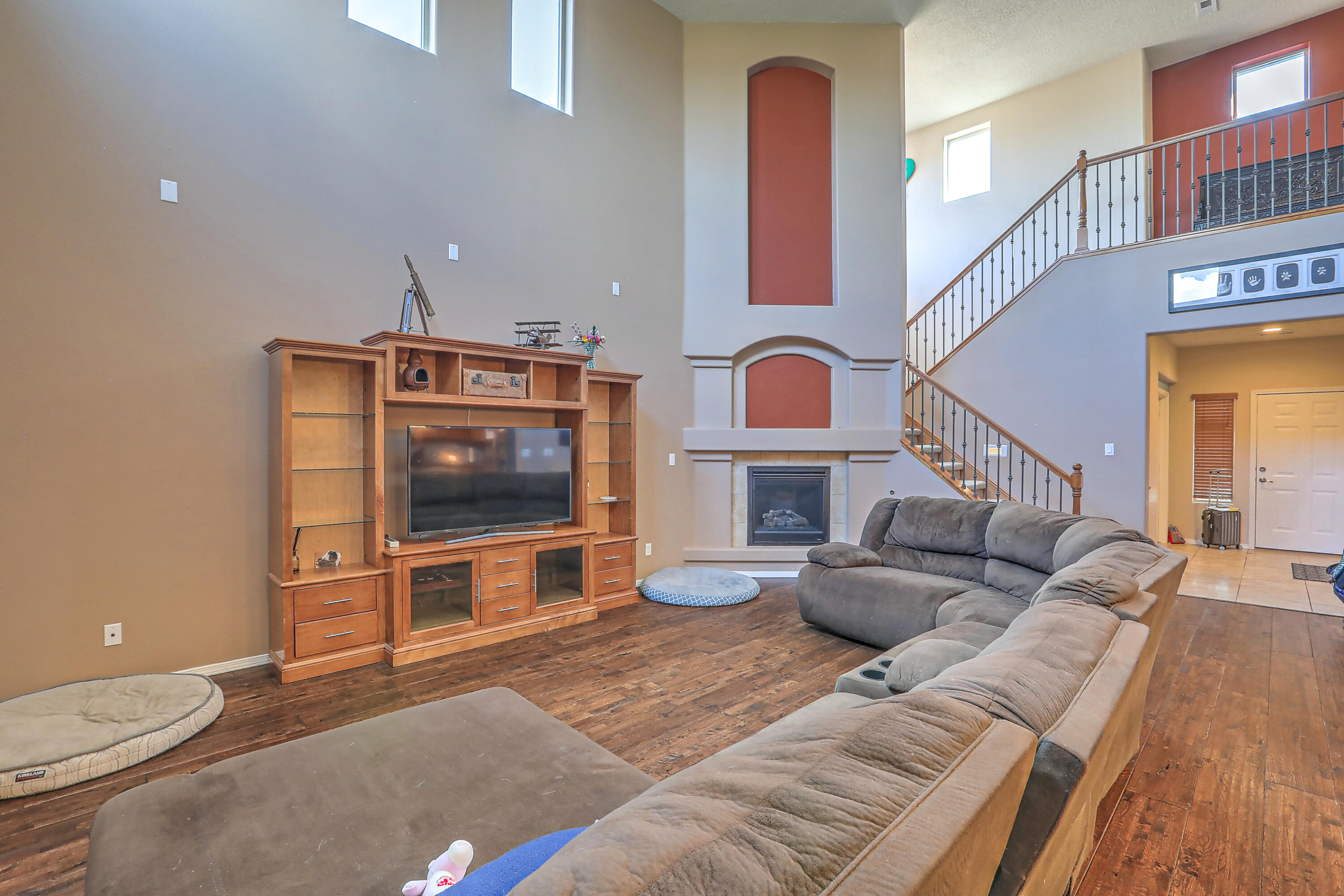 9508 Sandstone Rim Drive NW