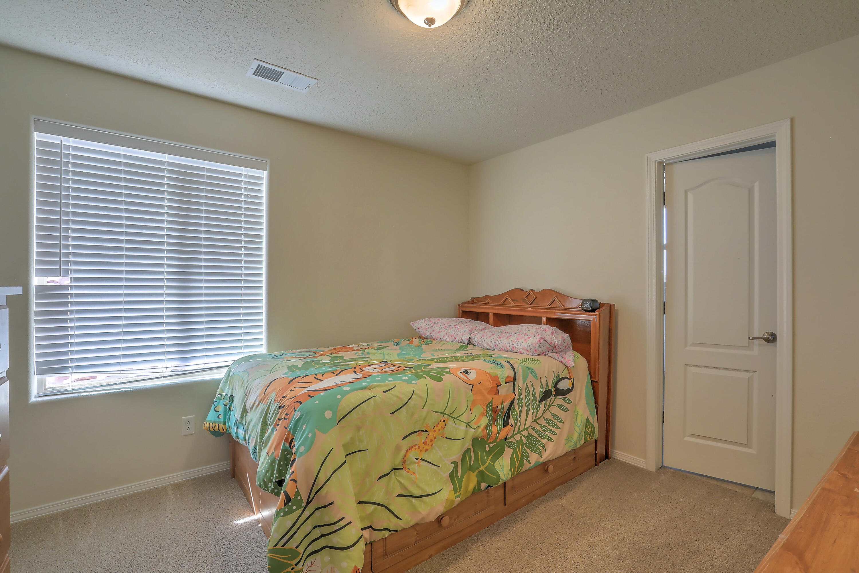 9508 Sandstone Rim Drive NW