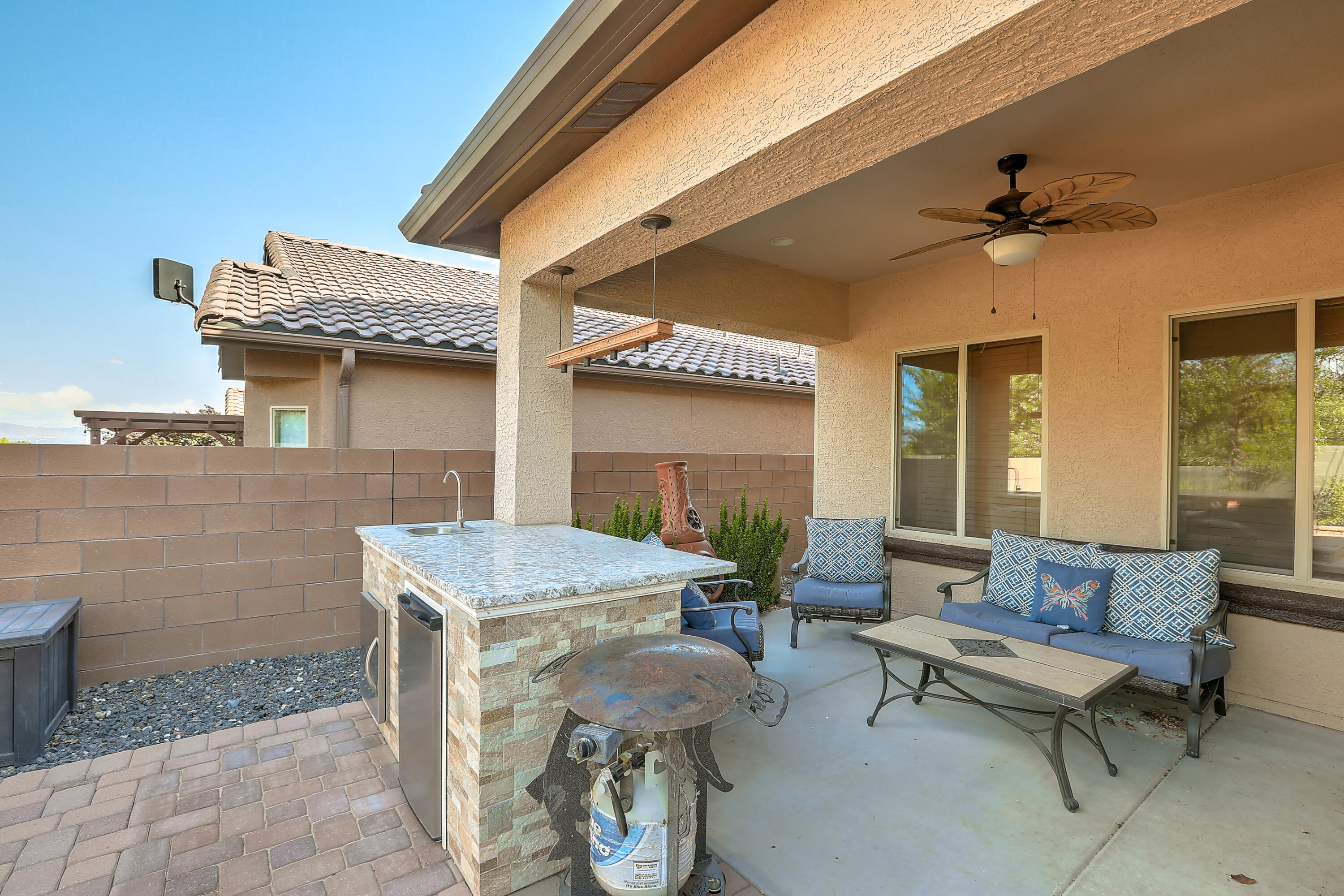 9508 Sandstone Rim Drive NW