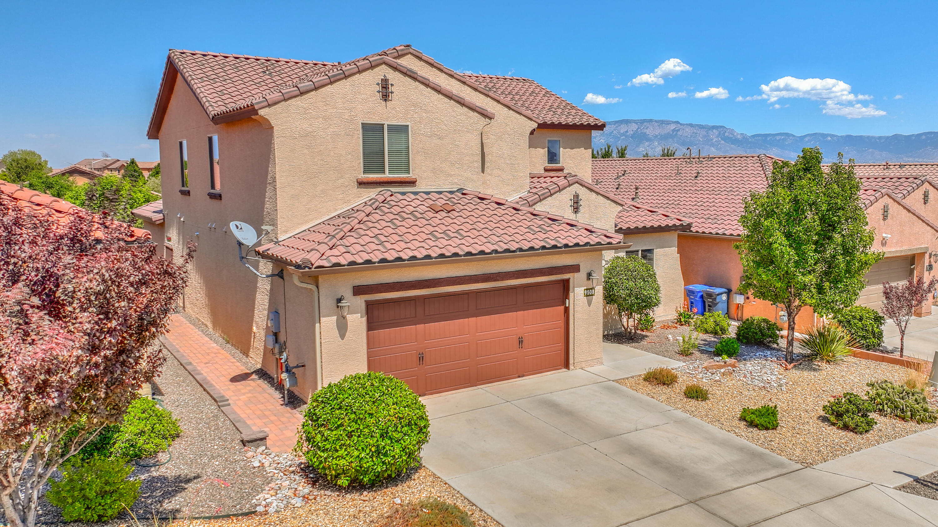 9508 Sandstone Rim Drive NW