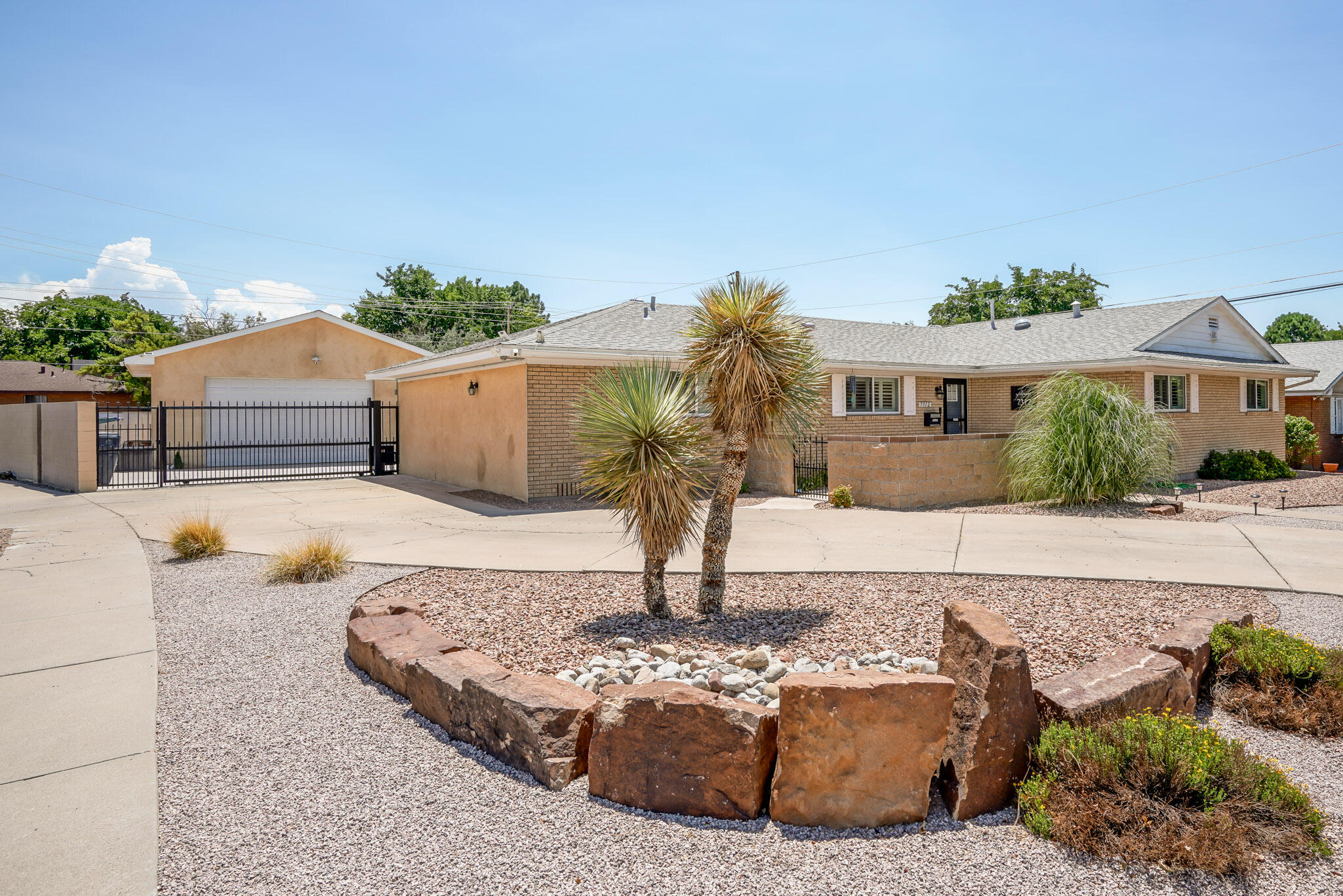 7312 Carriveau Avenue NE