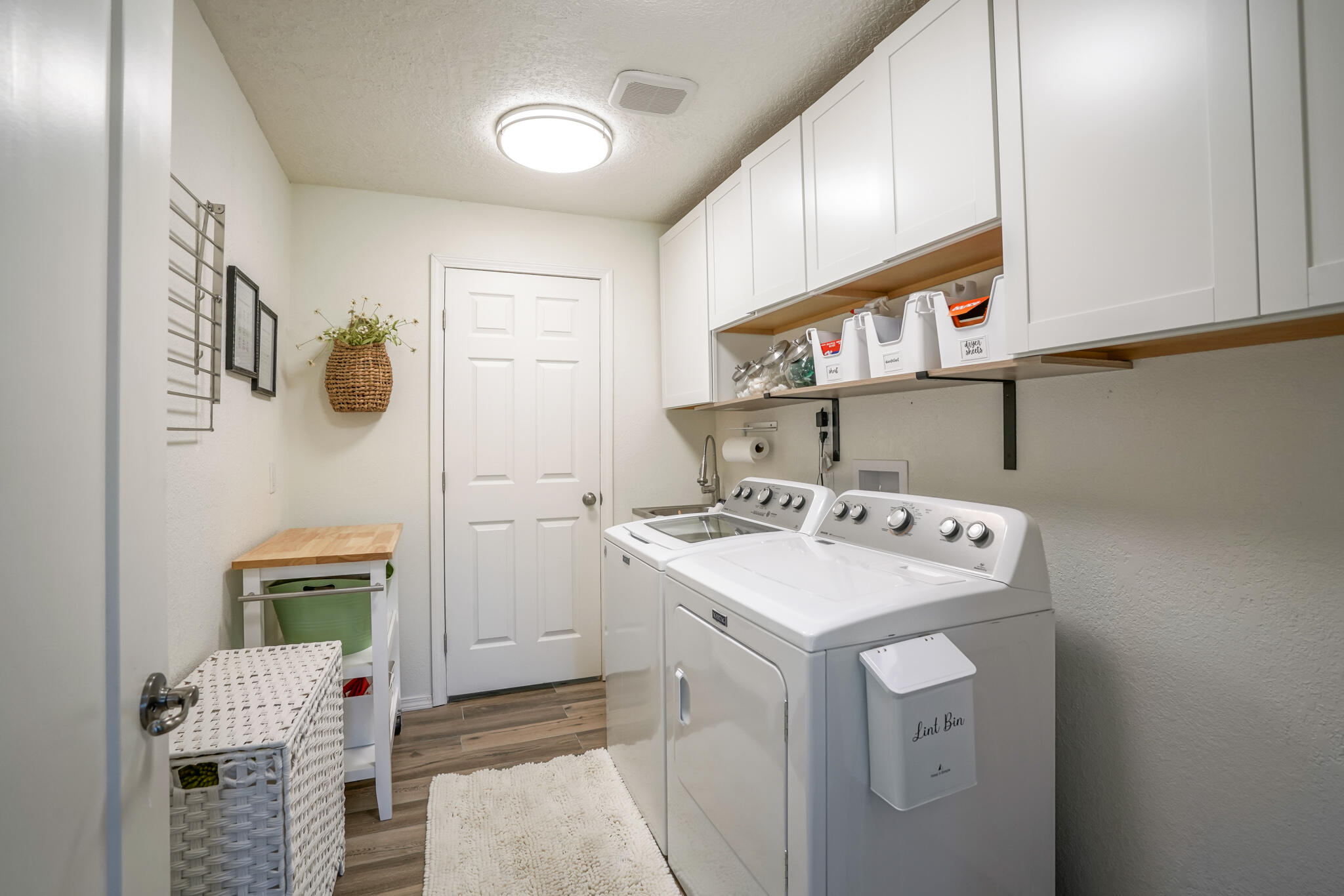 7312 Carriveau Avenue NE