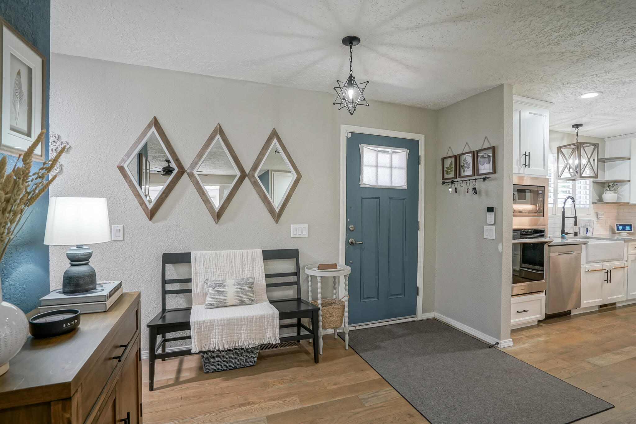 7312 Carriveau Avenue NE