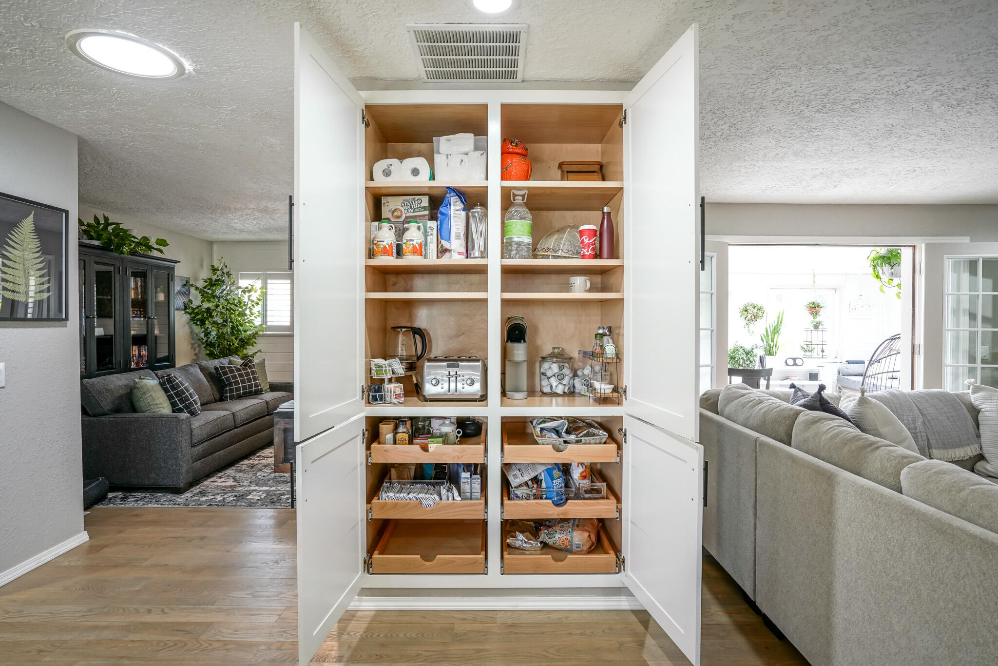 7312 Carriveau Avenue NE