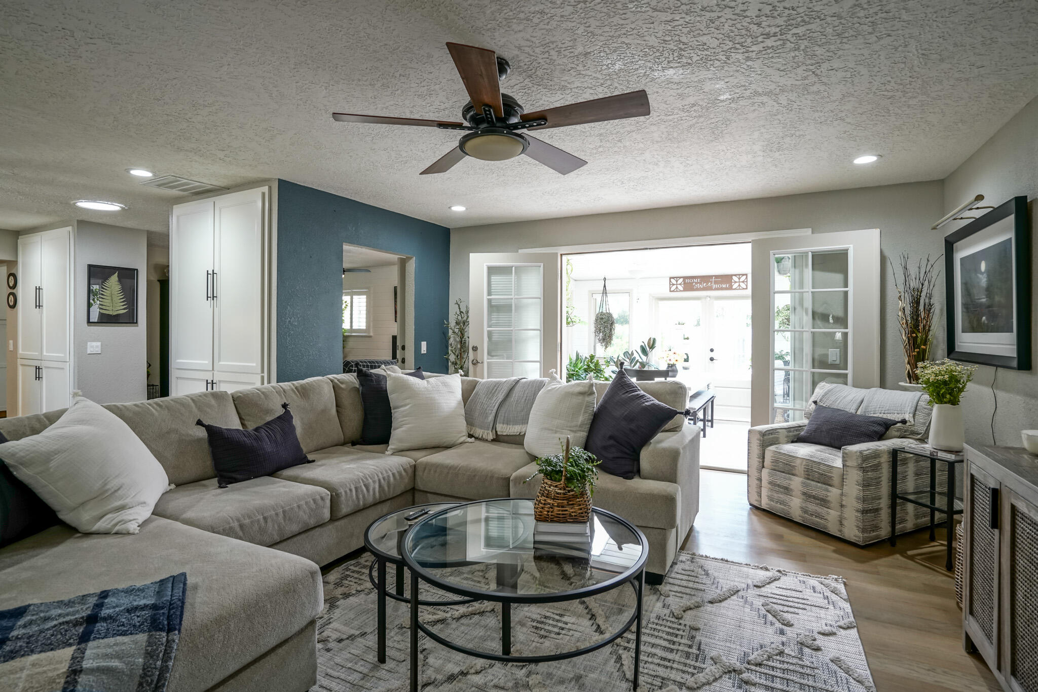 7312 Carriveau Avenue NE