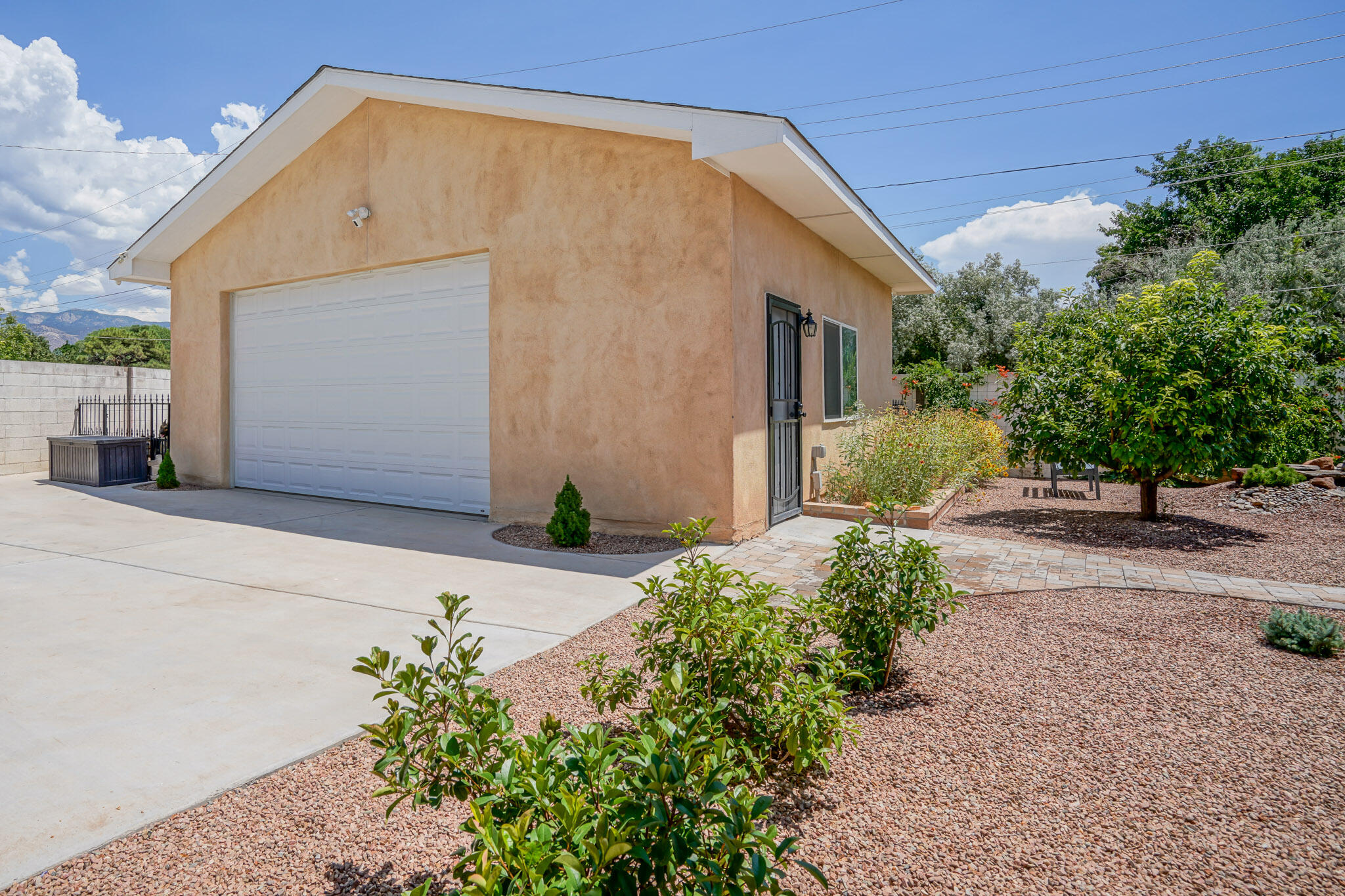 7312 Carriveau Avenue NE