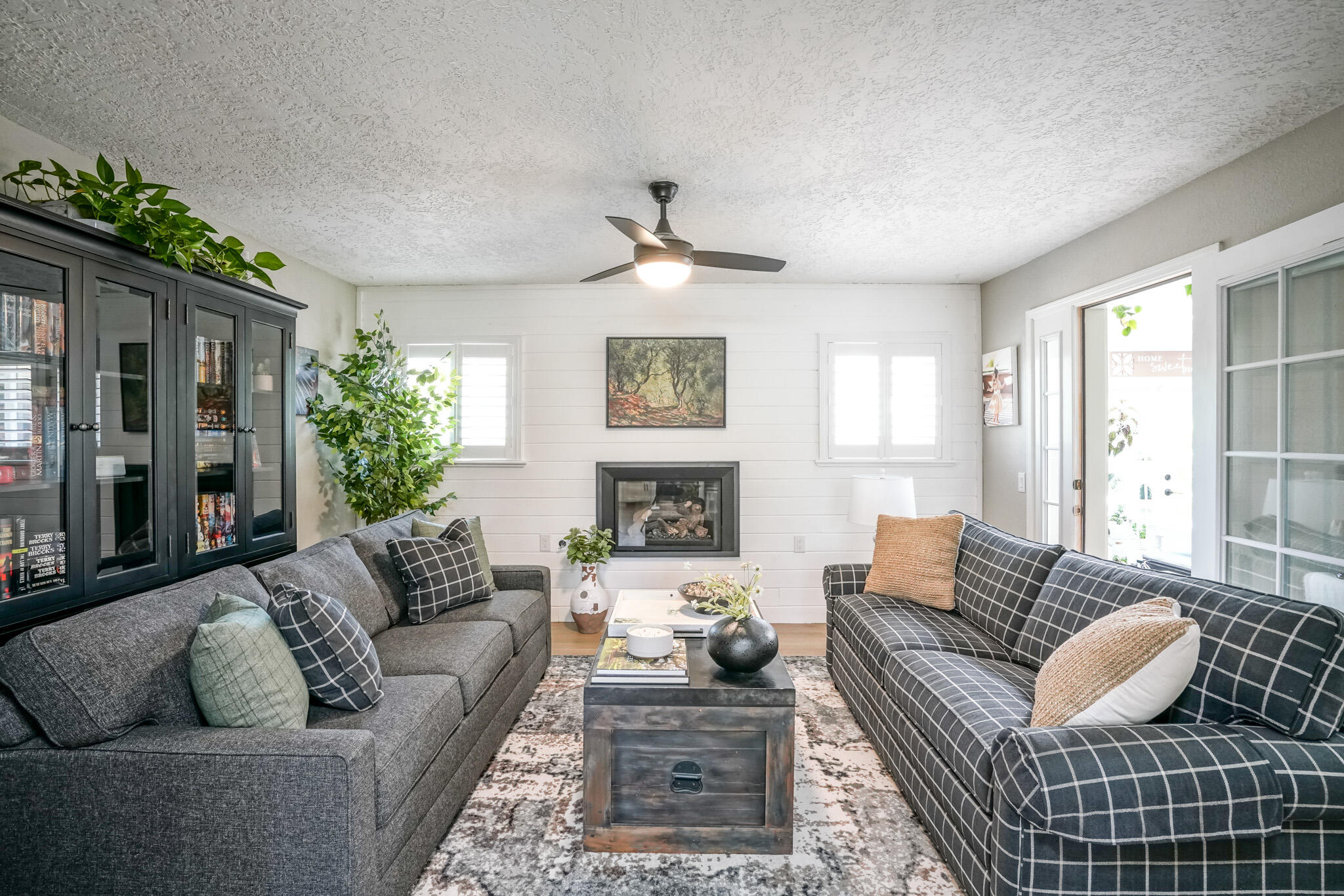 7312 Carriveau Avenue NE