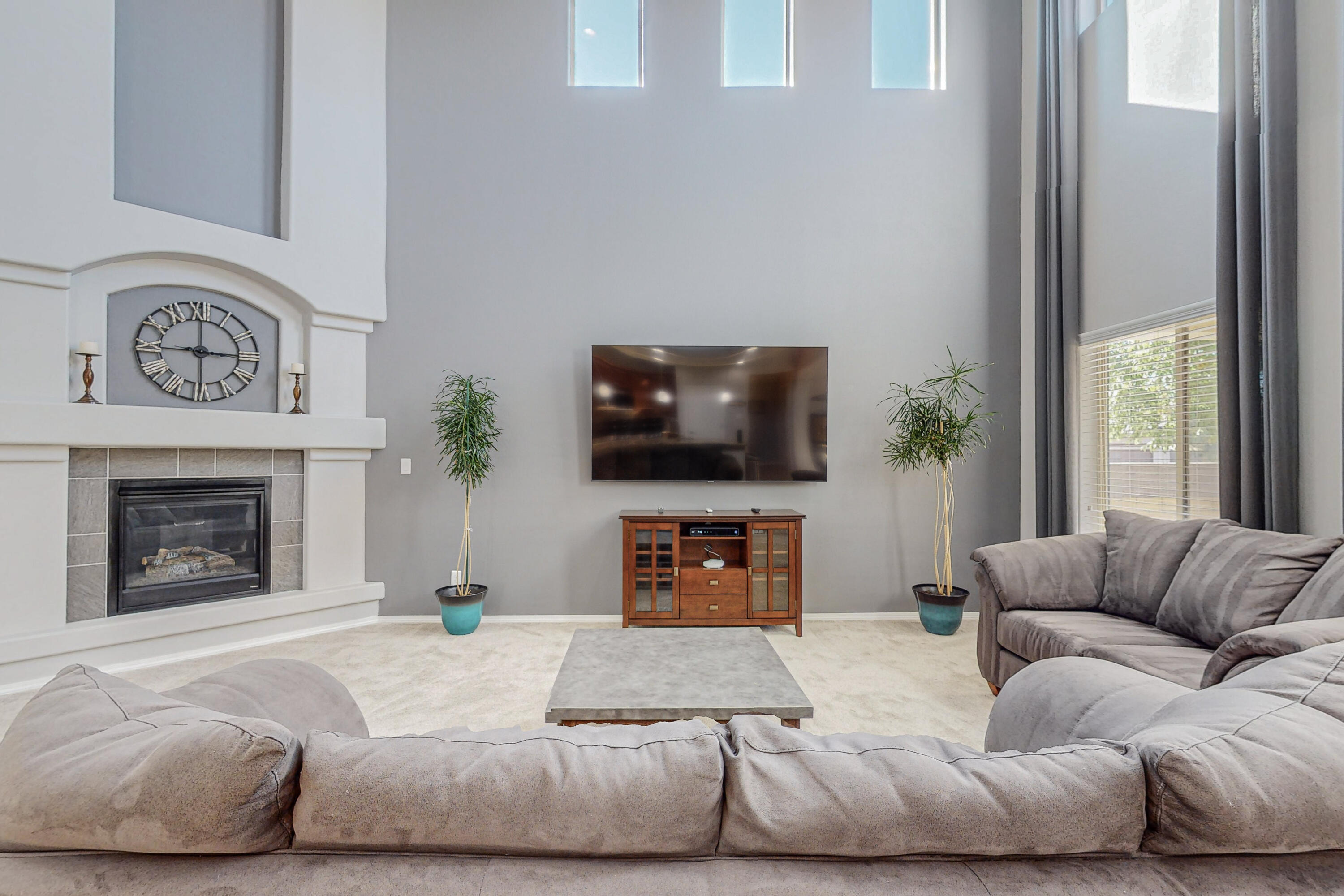 9509 Sandstone Rim Drive NW