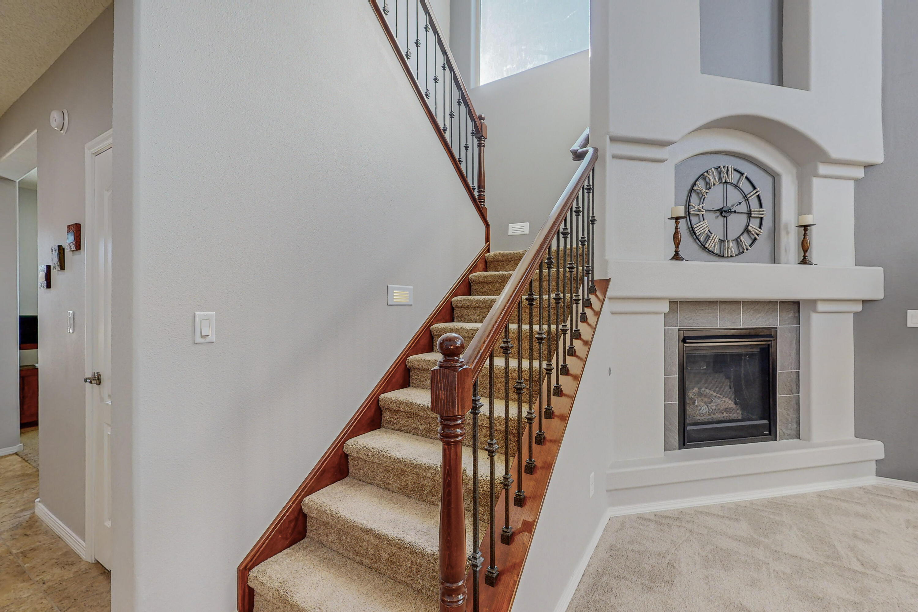 9509 Sandstone Rim Drive NW