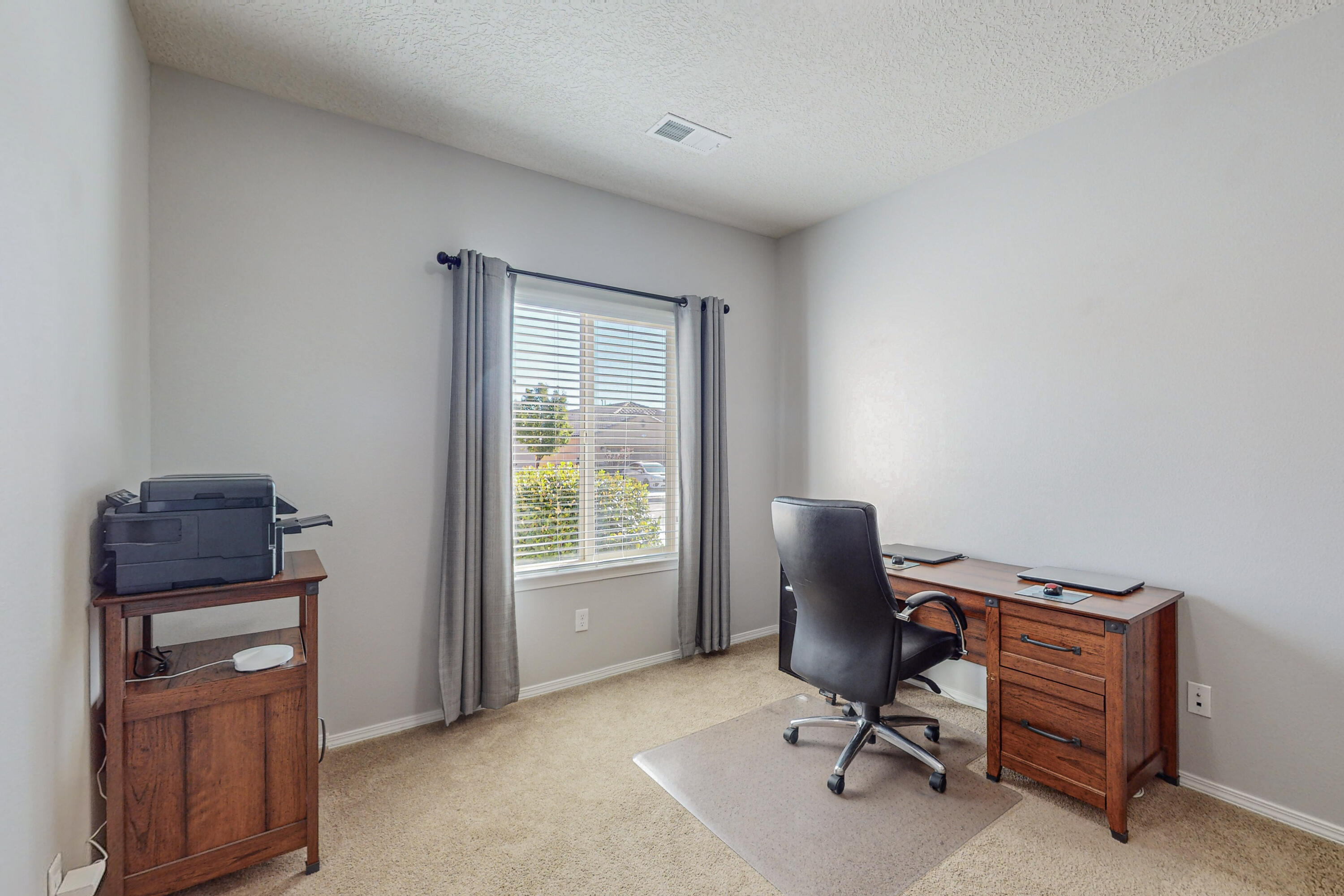 9509 Sandstone Rim Drive NW