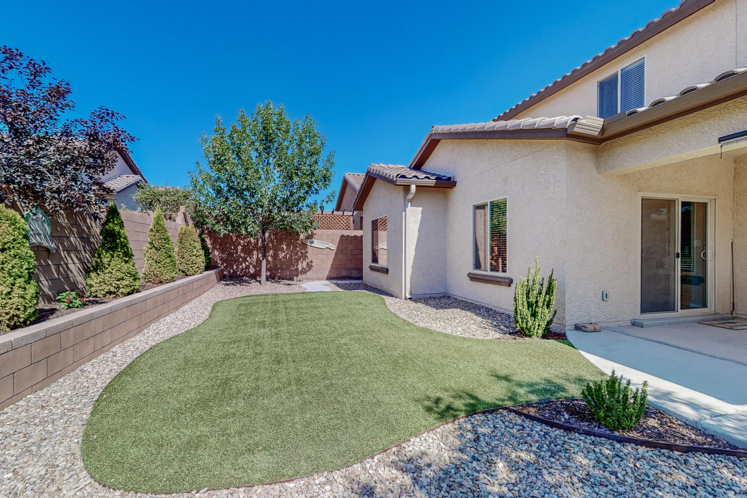 9509 Sandstone Rim Drive NW