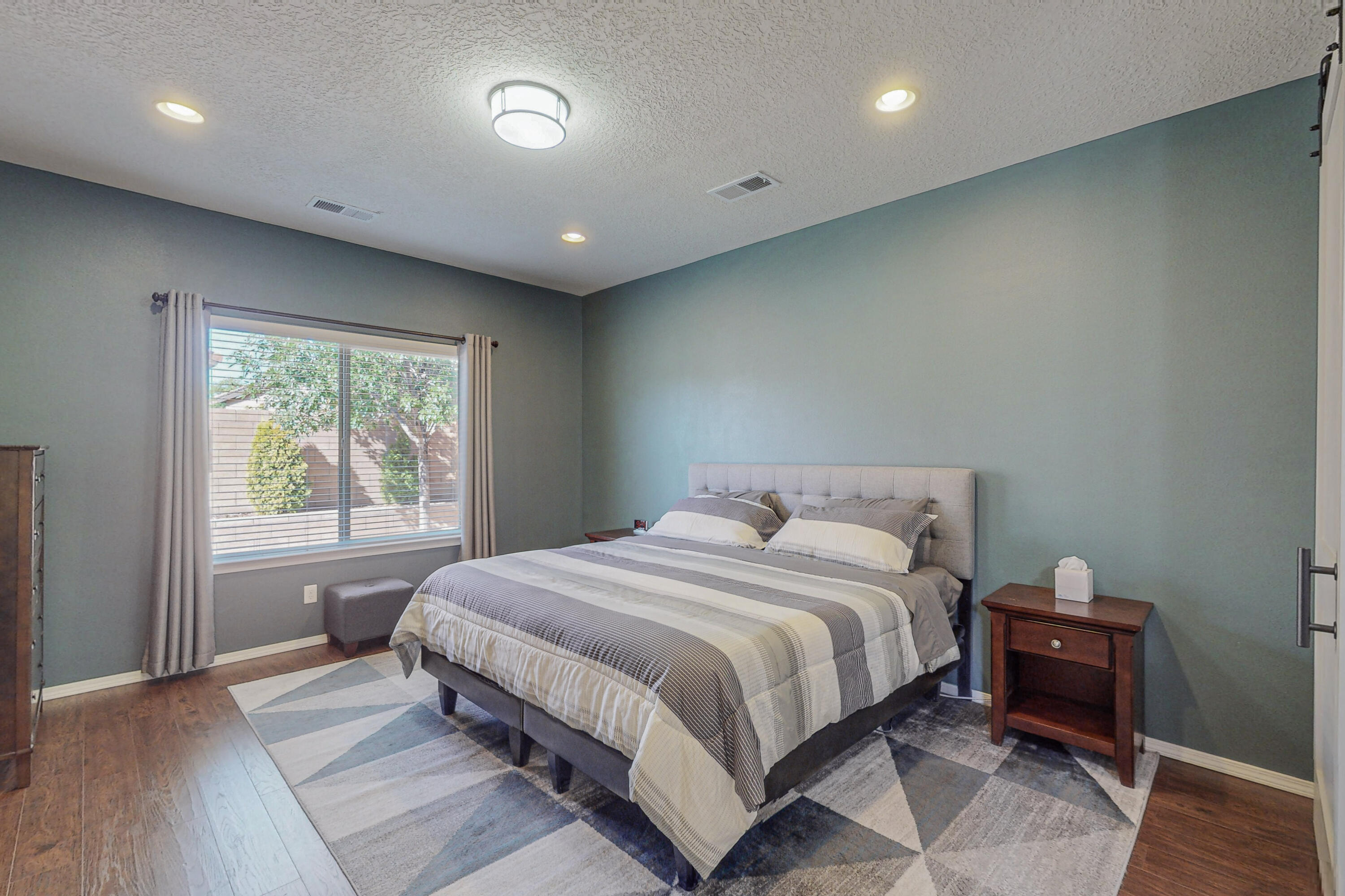 9509 Sandstone Rim Drive NW