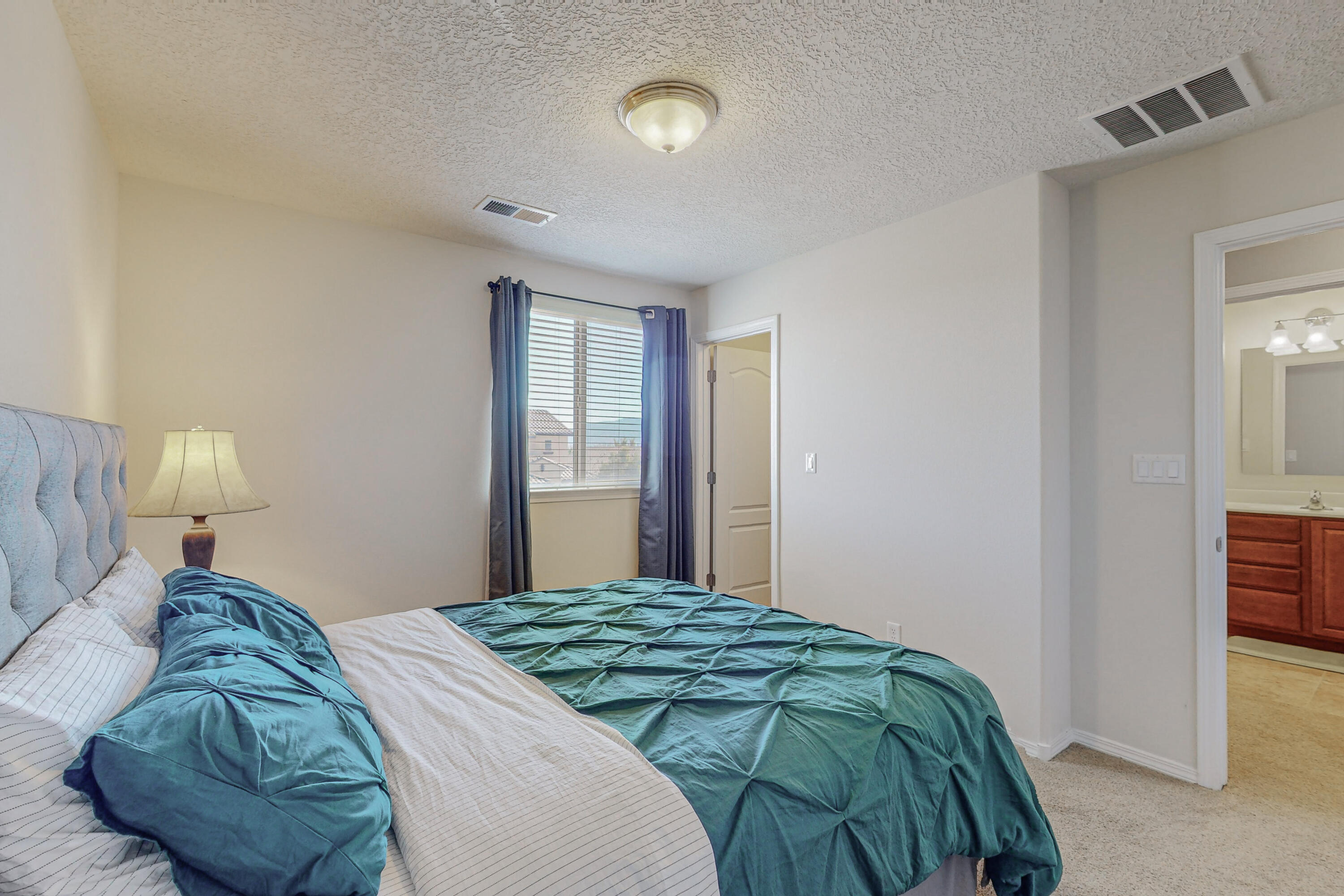 9509 Sandstone Rim Drive NW