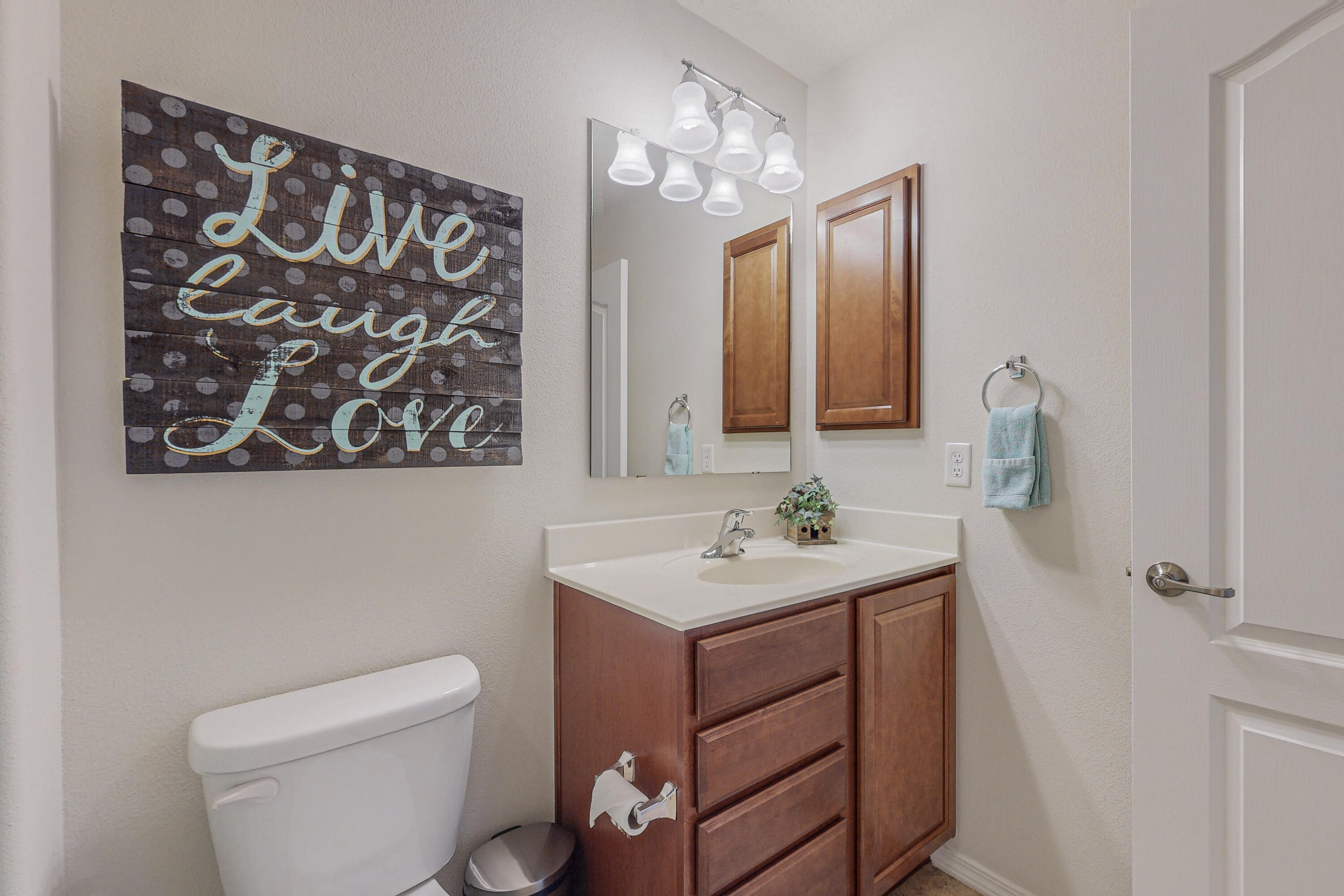 9509 Sandstone Rim Drive NW