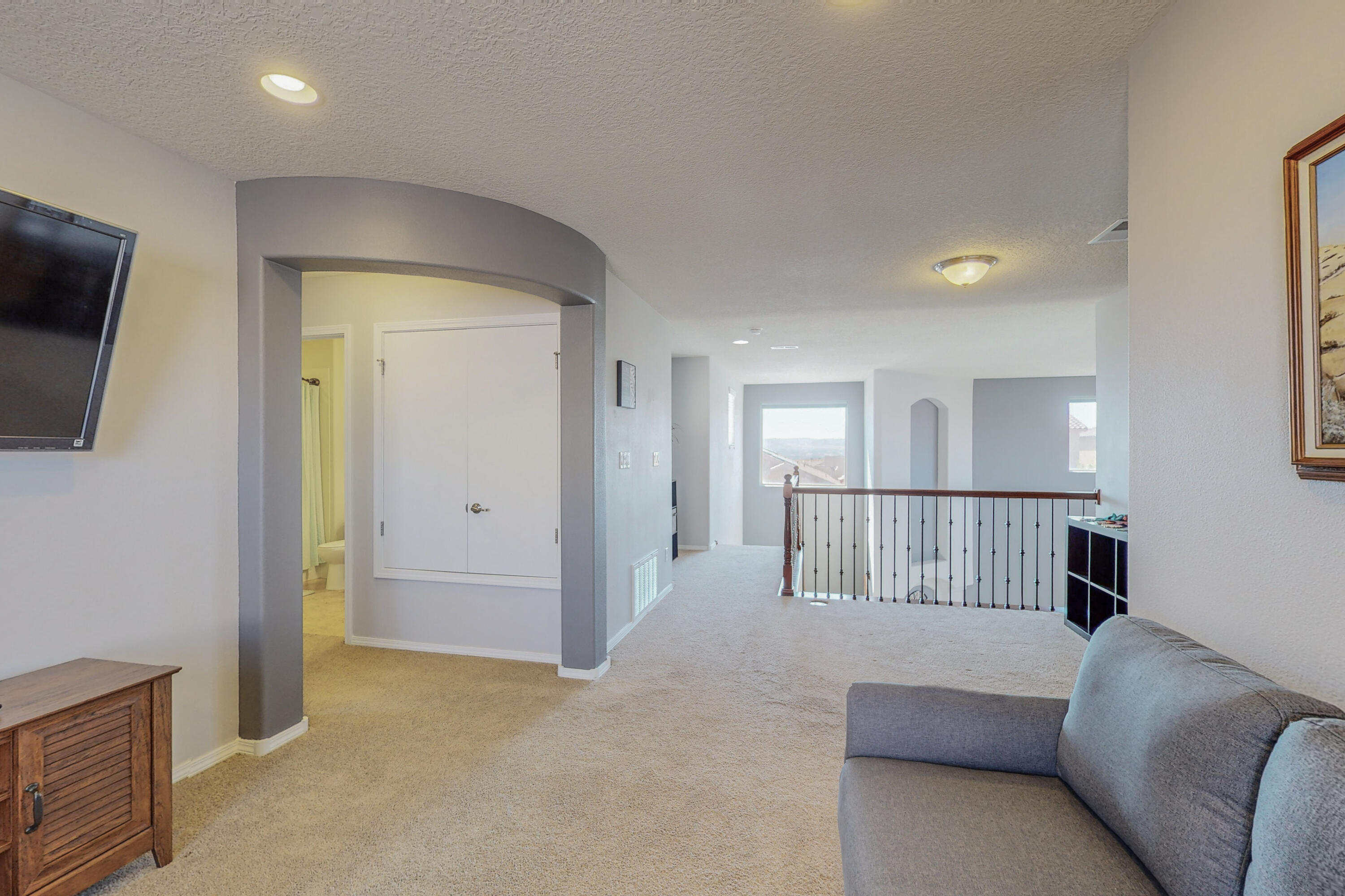 9509 Sandstone Rim Drive NW