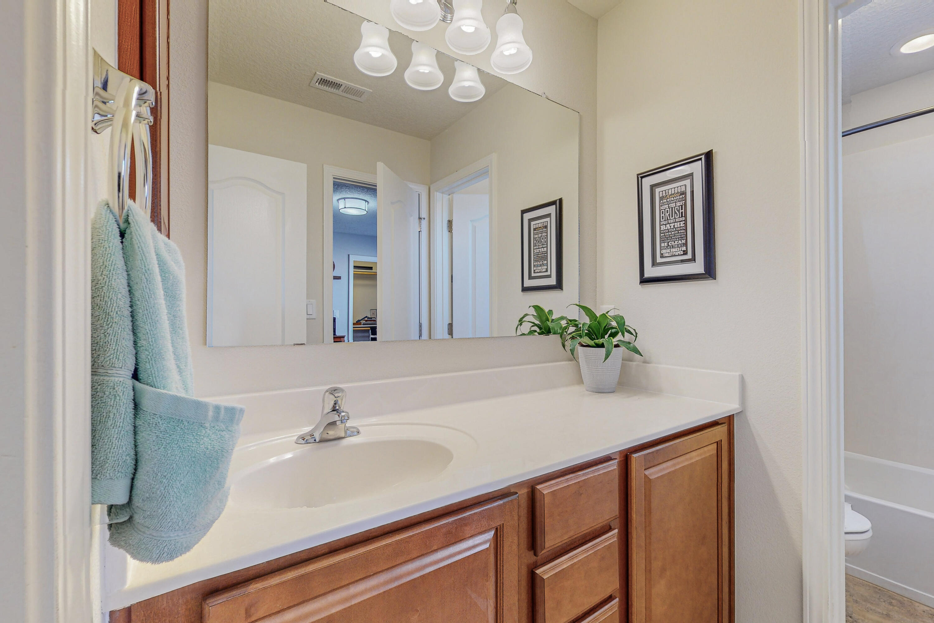 9509 Sandstone Rim Drive NW