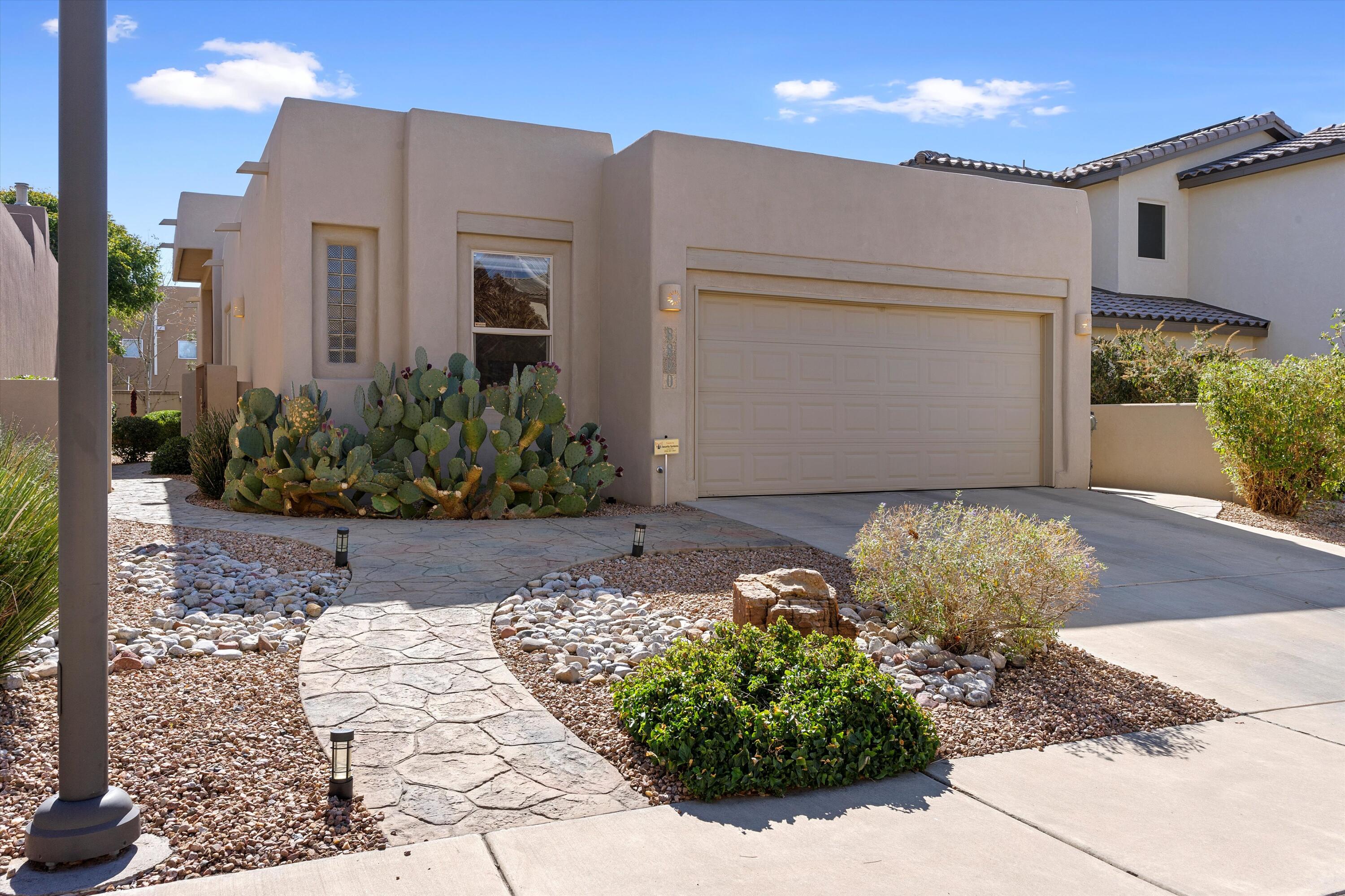 8800 Desert Finch Lane NE