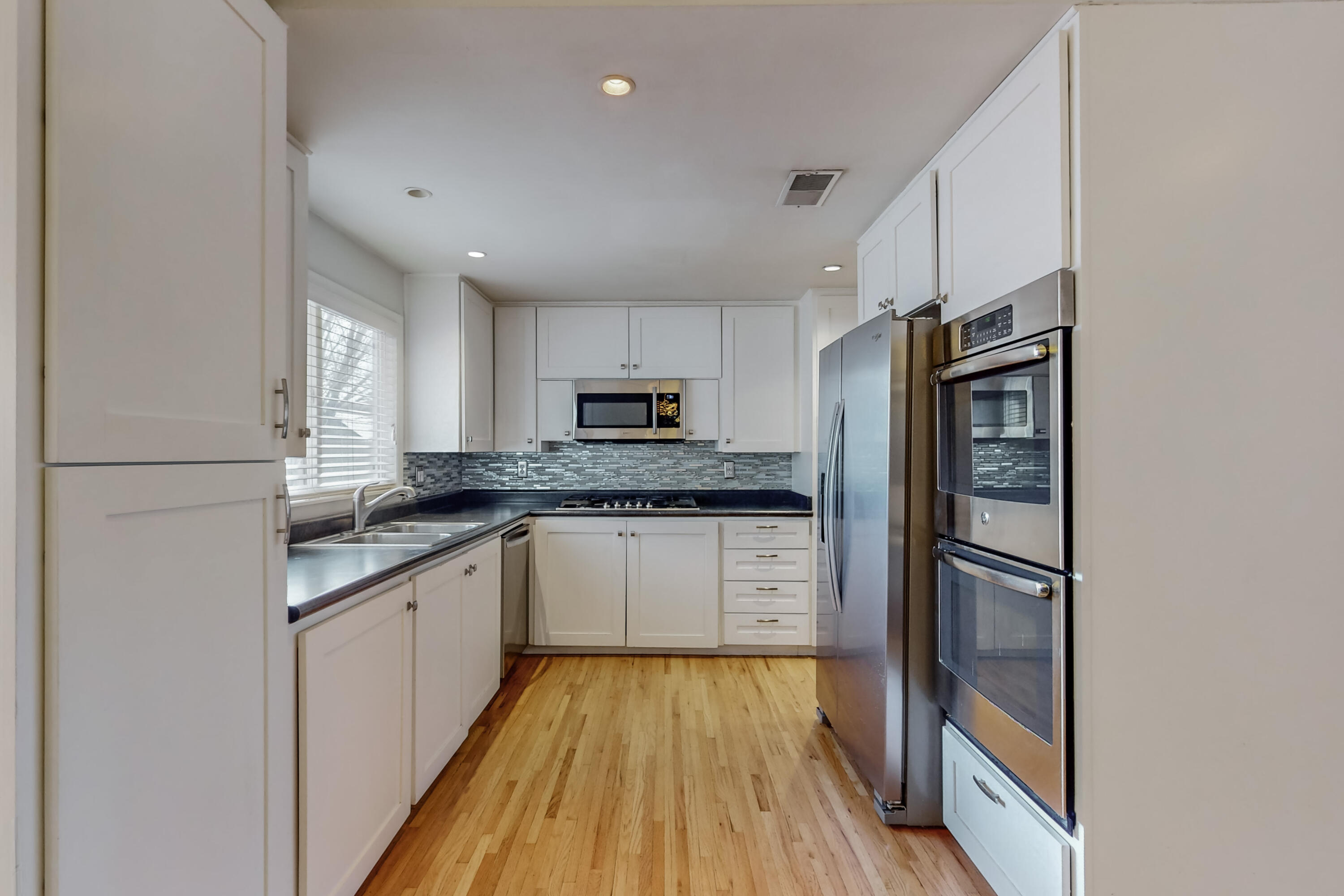 2932 Cuervo Drive NE