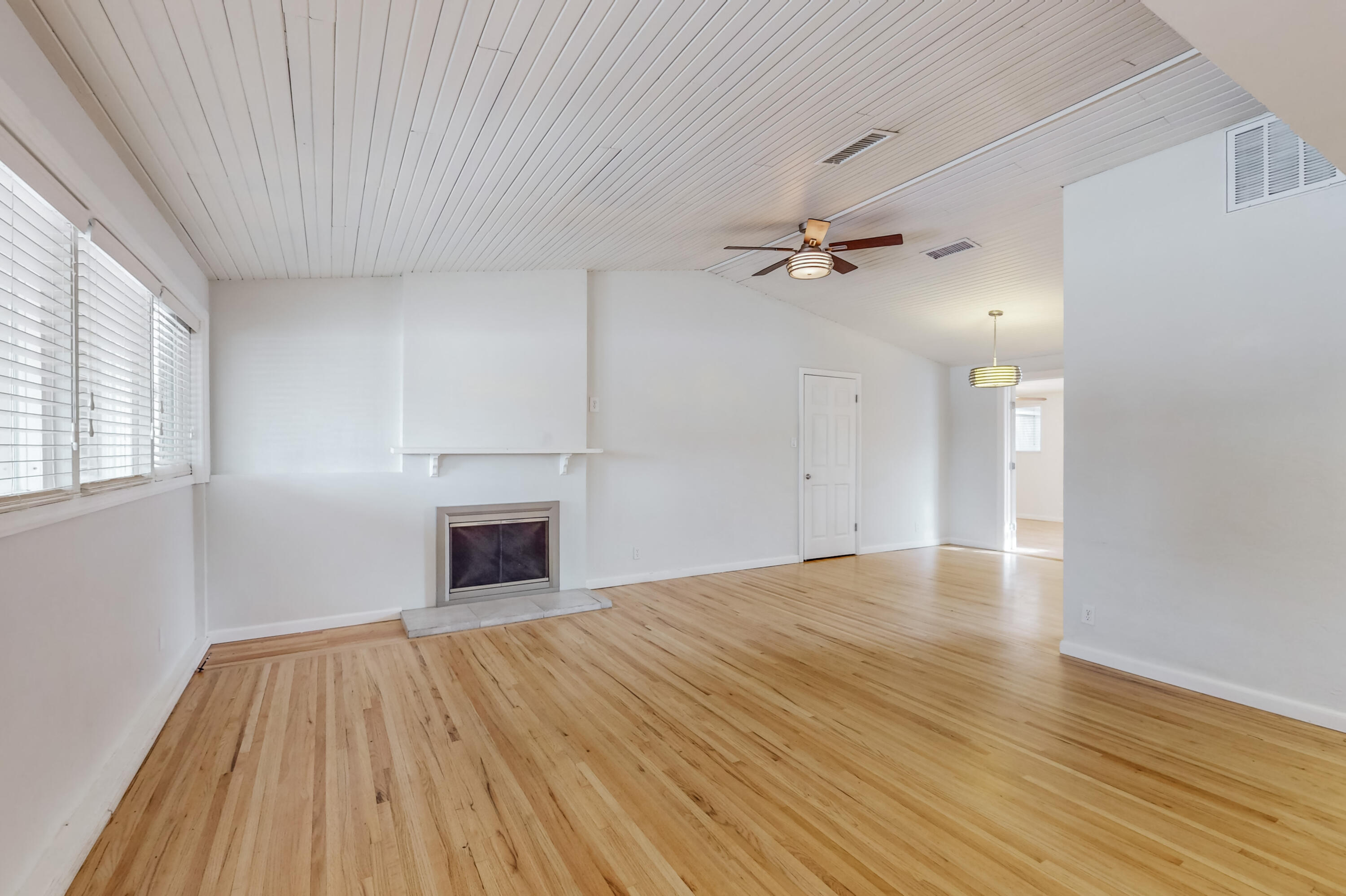 2932 Cuervo Drive NE