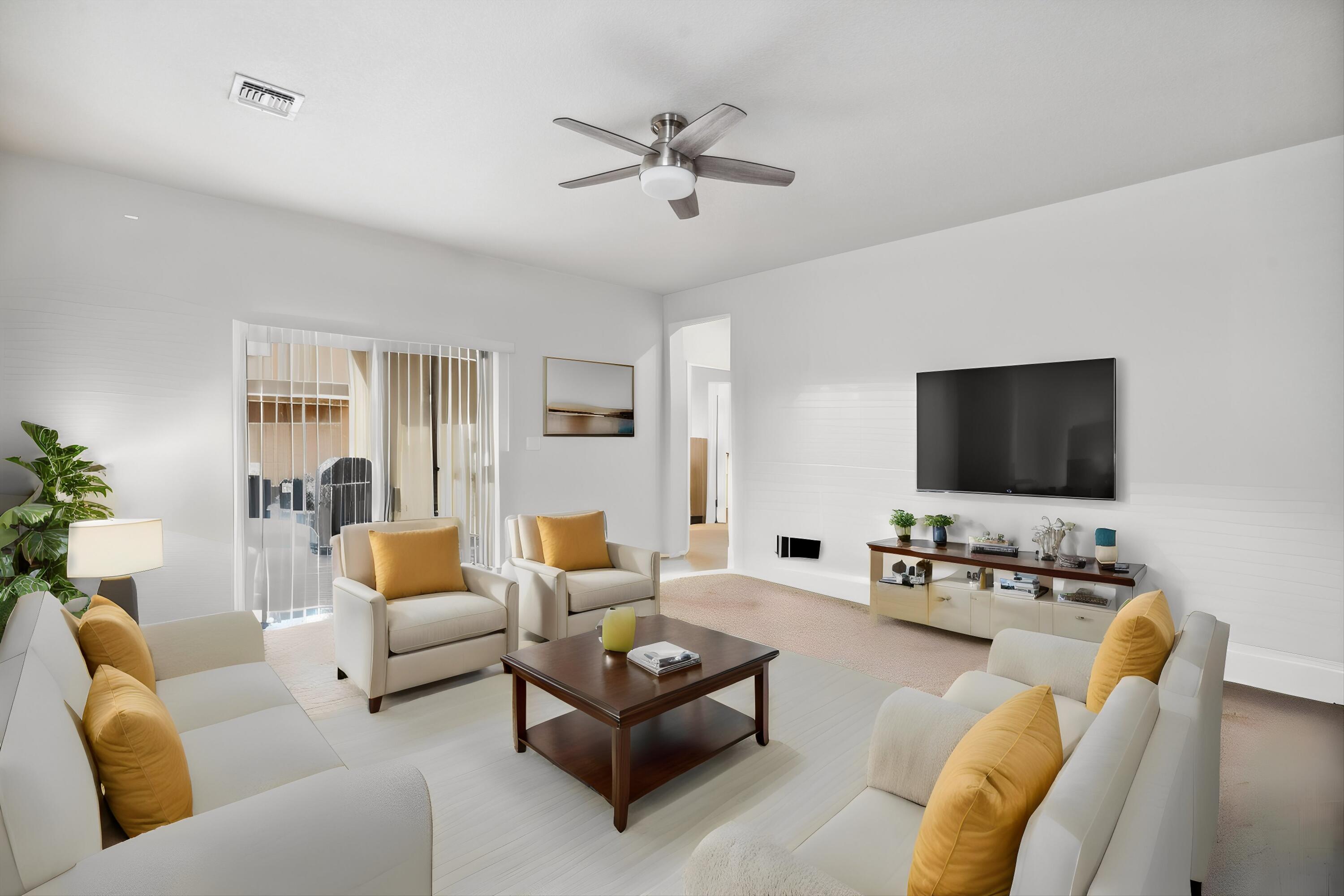 10915 Topacio Street NW