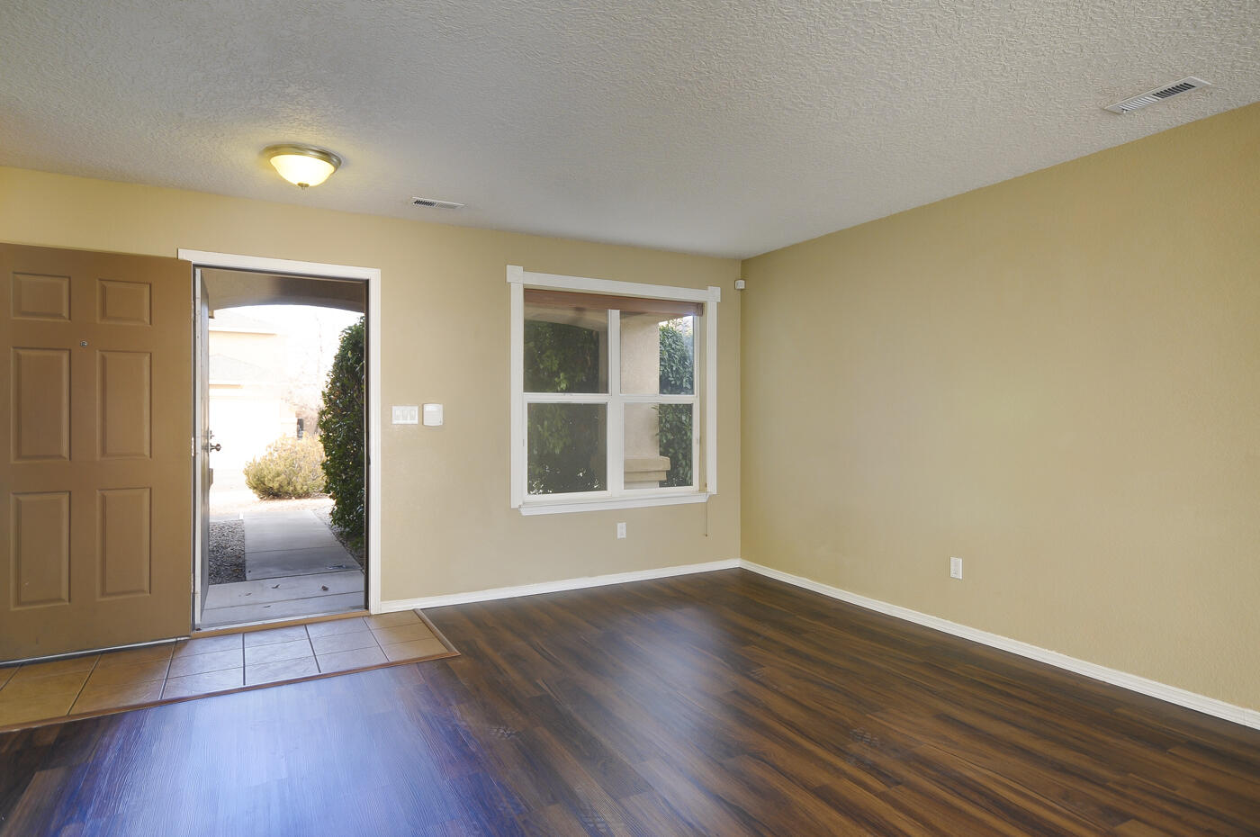 10228 Nacimiento Street NW