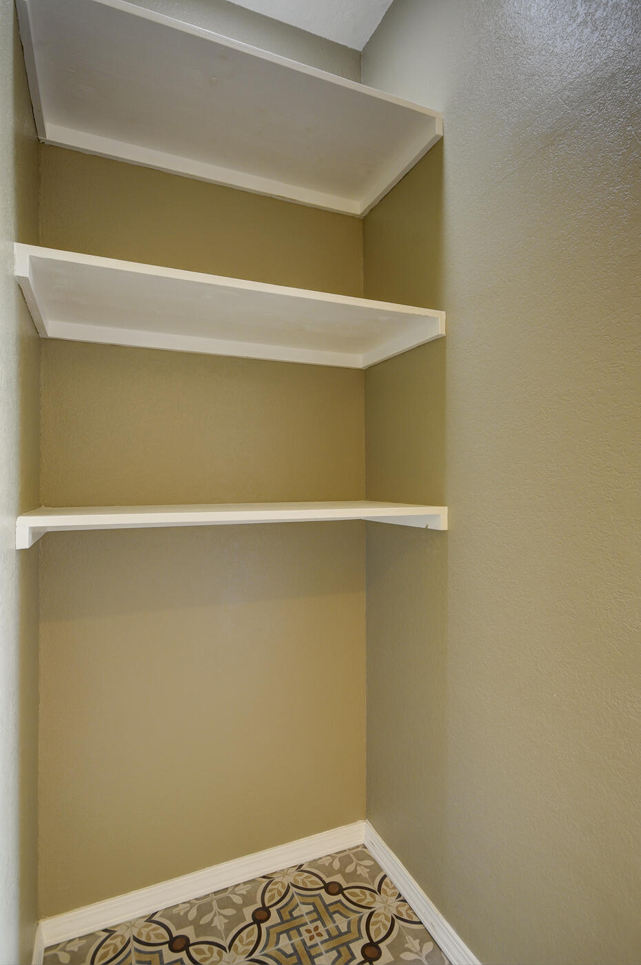 10228 Nacimiento Street NW