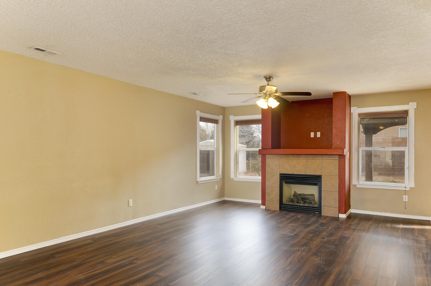 10228 Nacimiento Street NW