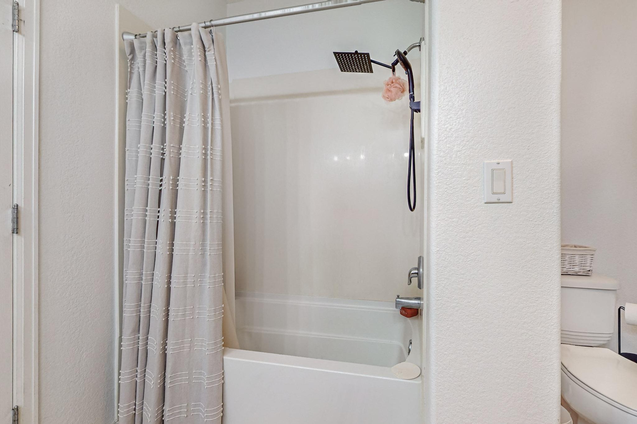 3509 Tierra Abierta Place NE