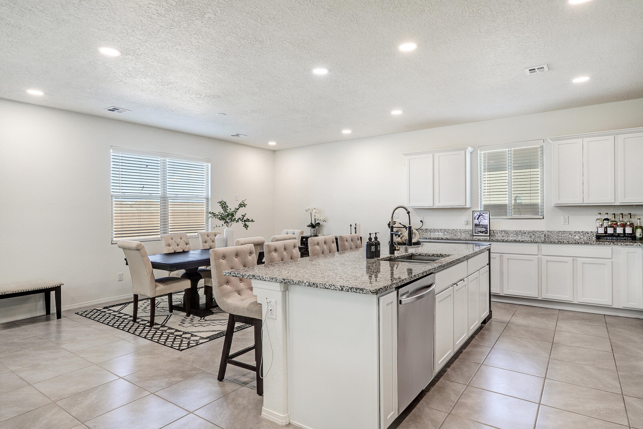 2665 Camino Plata Loop NE