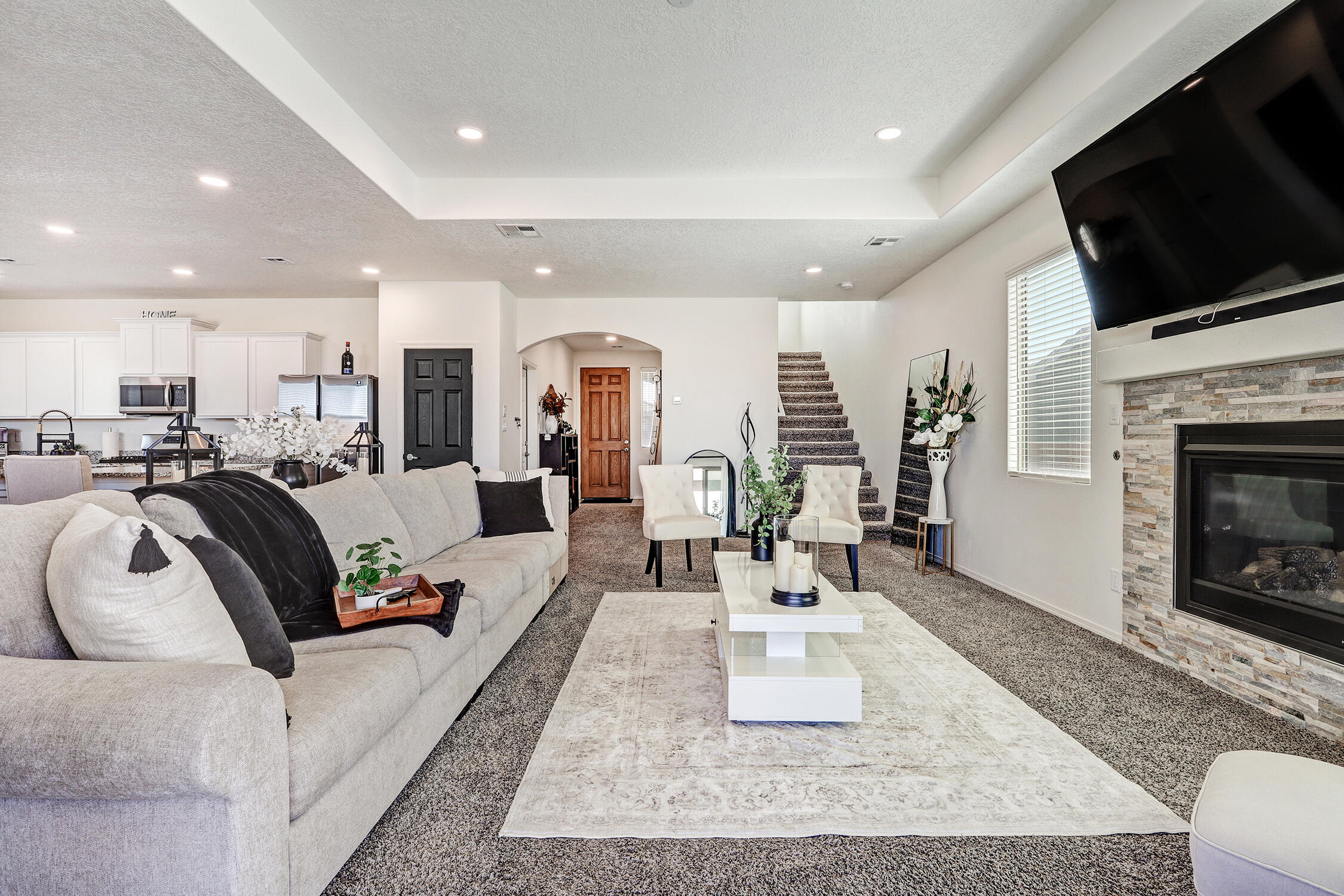 2665 Camino Plata Loop NE