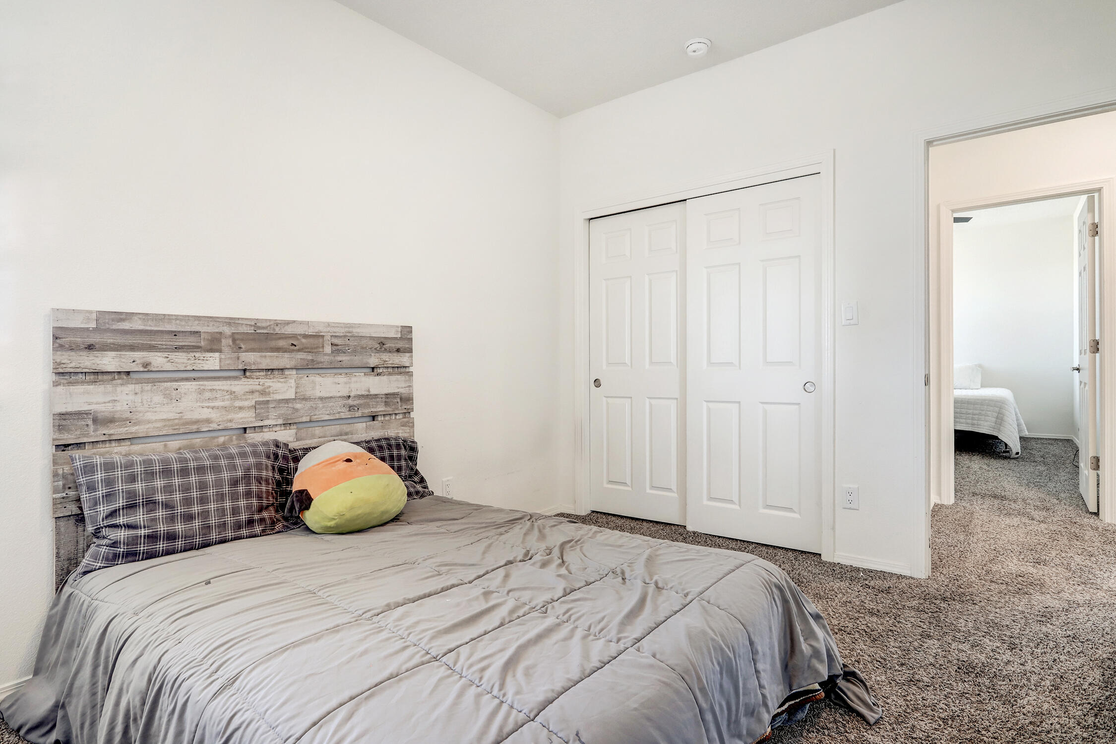 2665 Camino Plata Loop NE