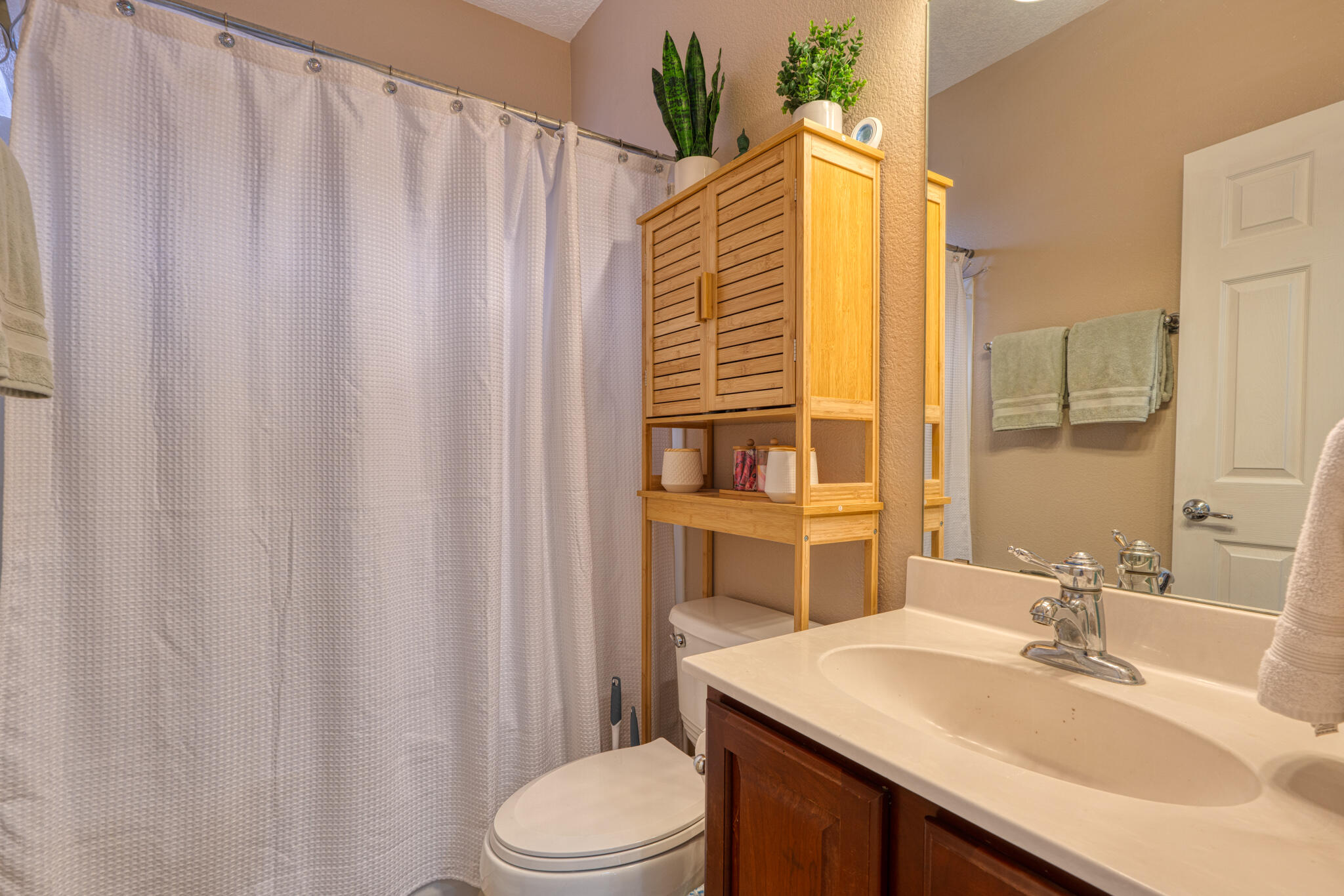 1332 Summer Breeze Drive NW