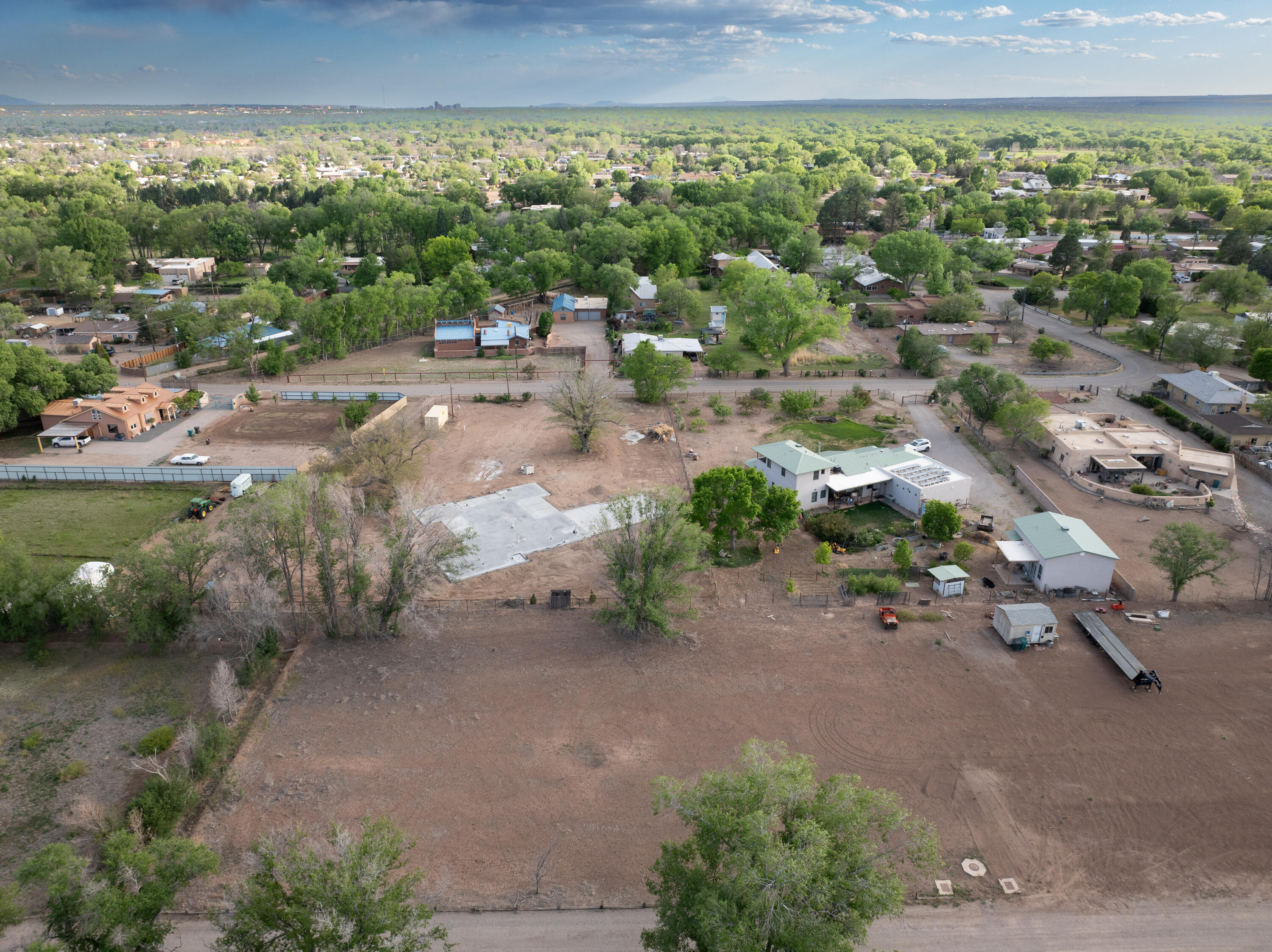 808 Camino Del Prado NW