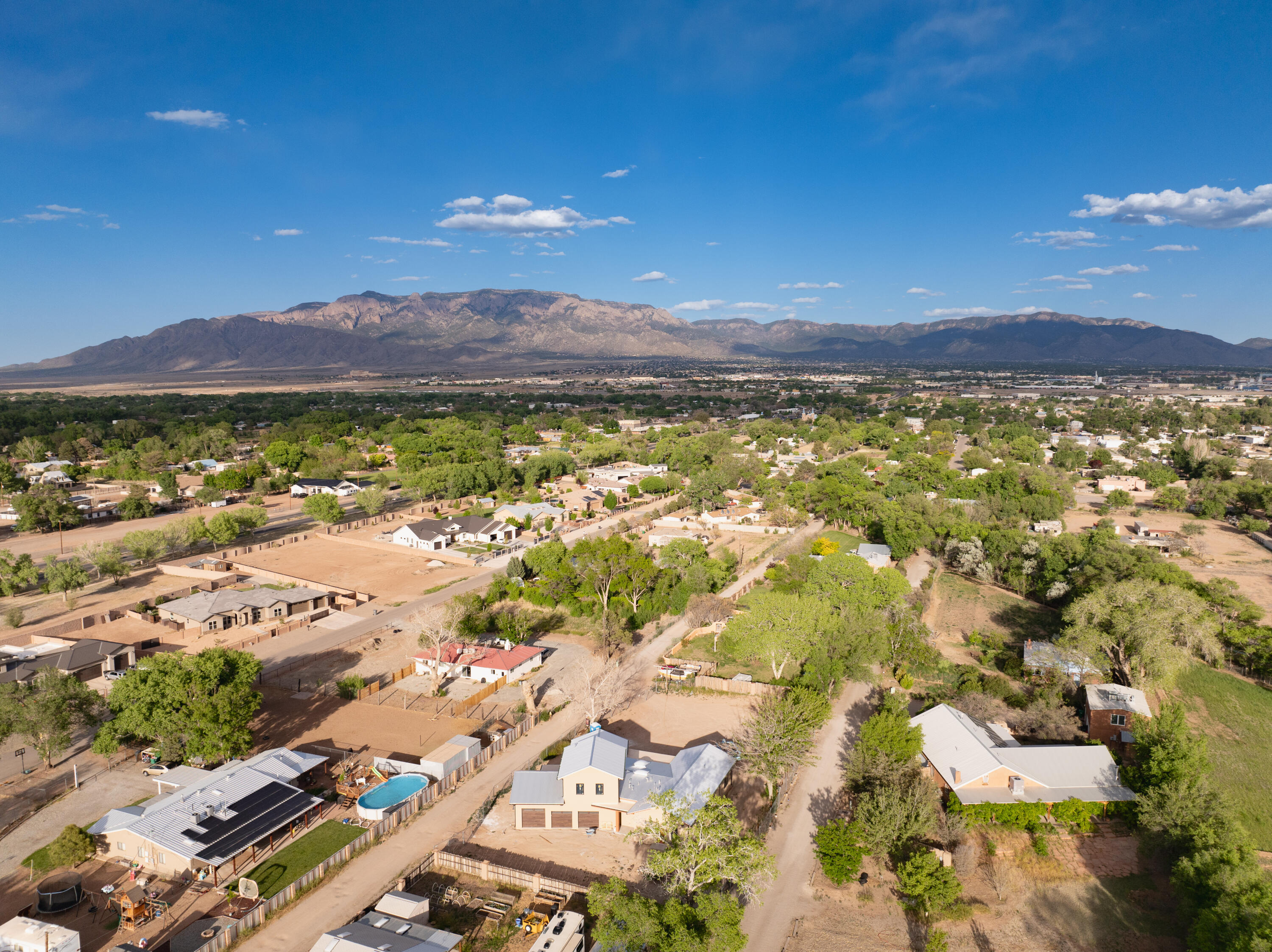 808 Camino Del Prado NW