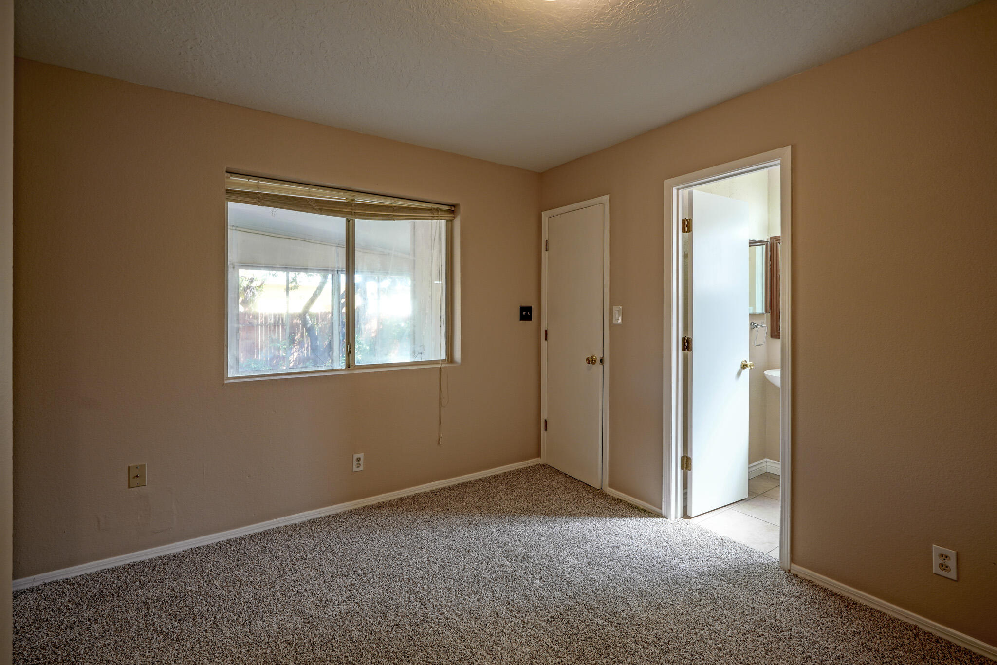 5048 Bogart Street NW