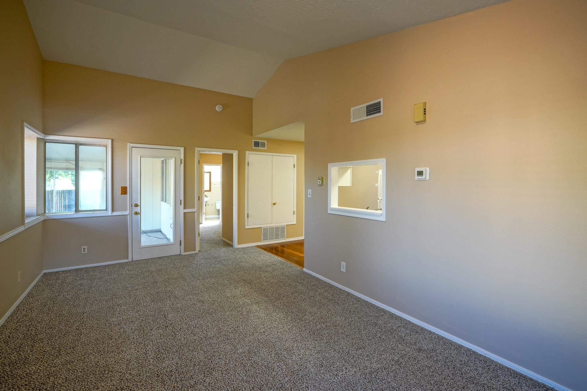 5048 Bogart Street NW