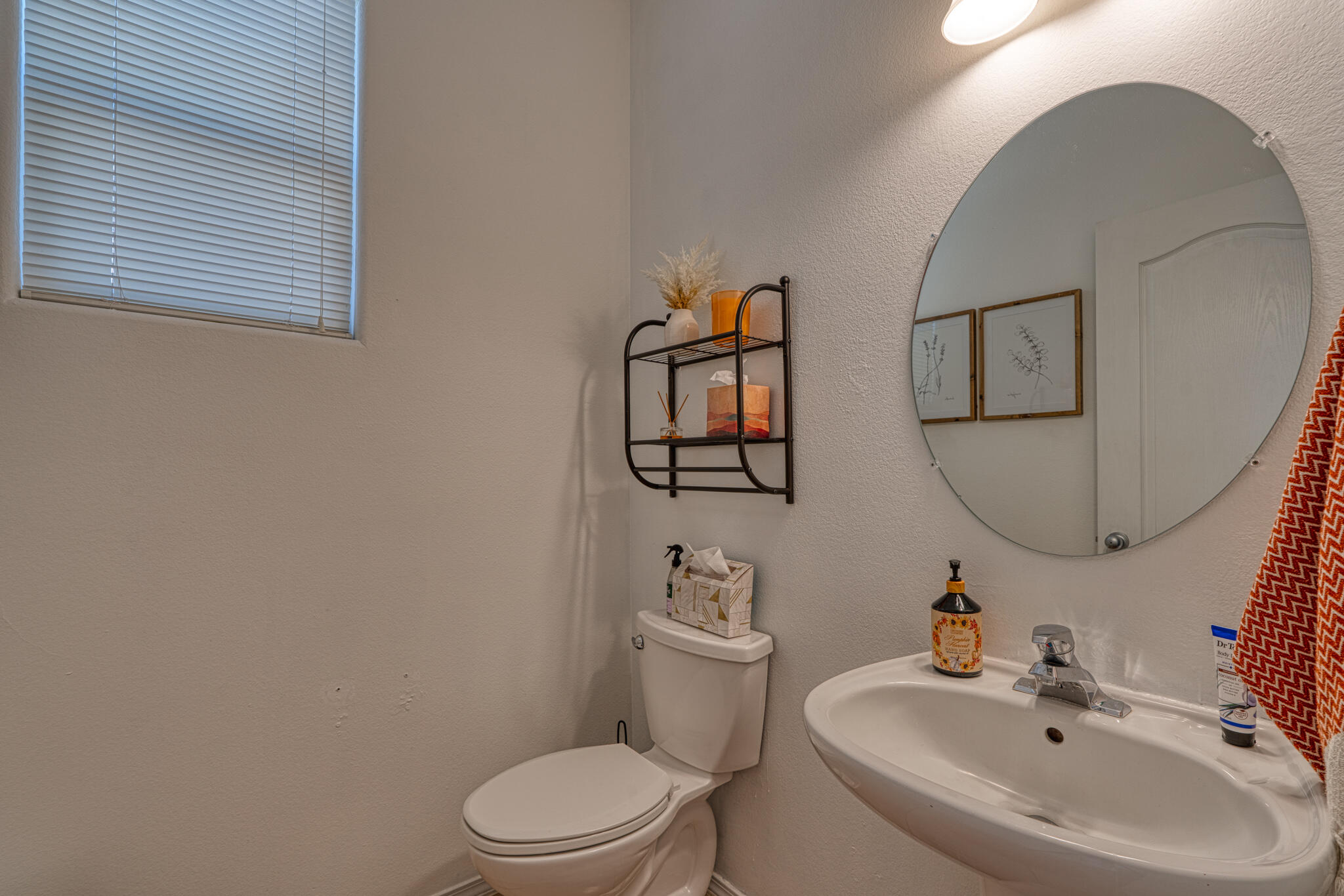 10902 Sandman Drive NW