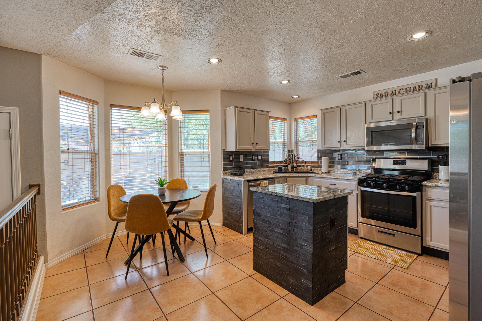 10902 Sandman Drive NW