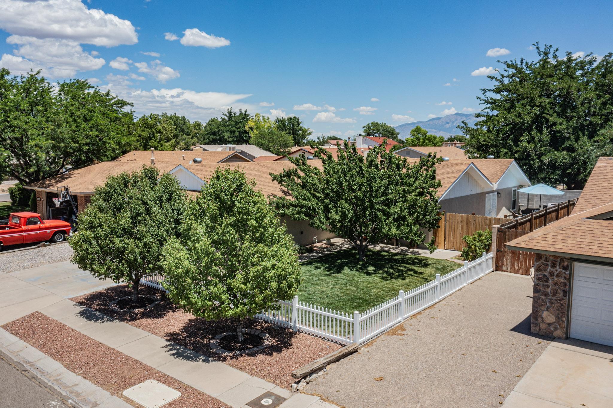 5600 Sweetwater Drive NW