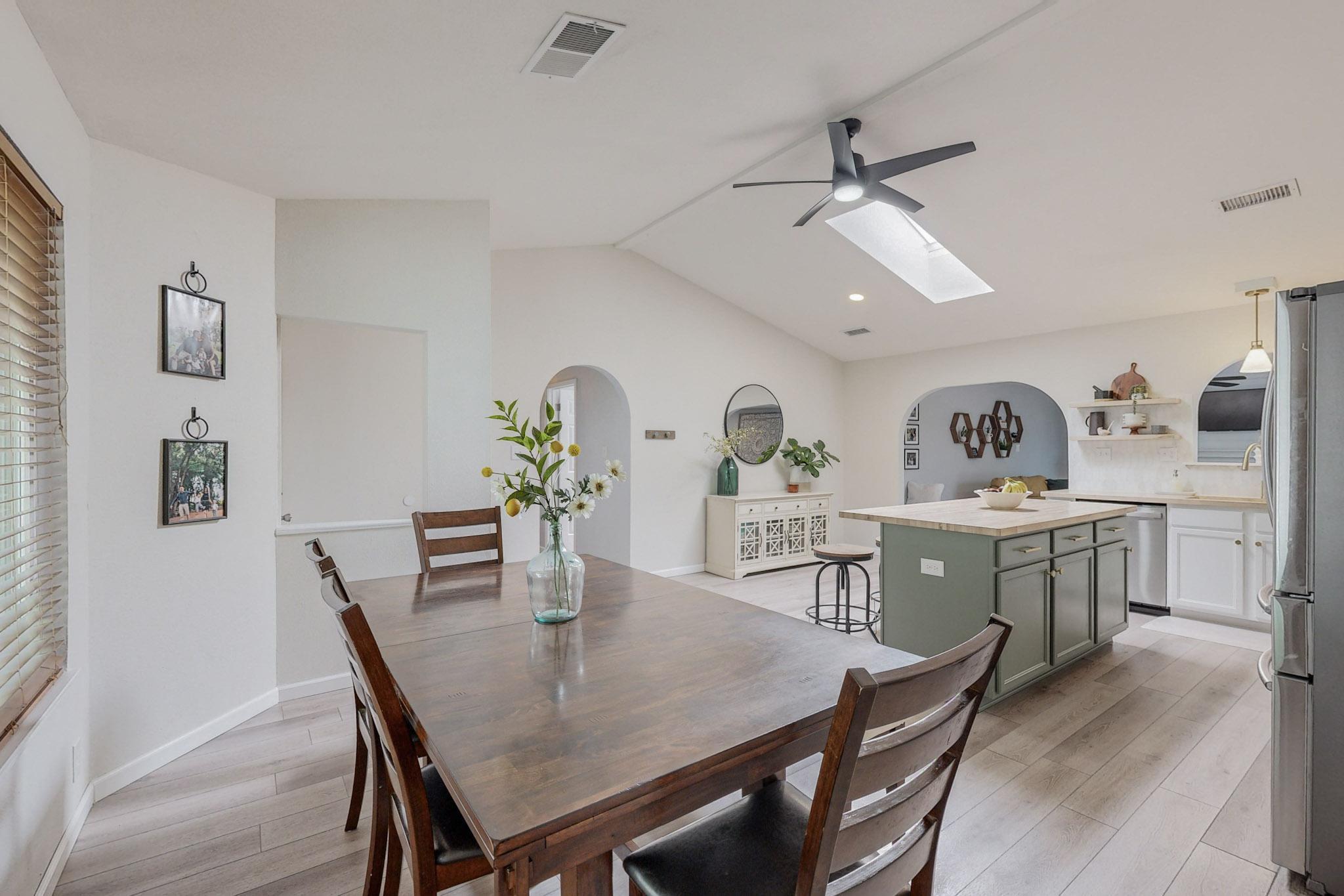 5600 Sweetwater Drive NW