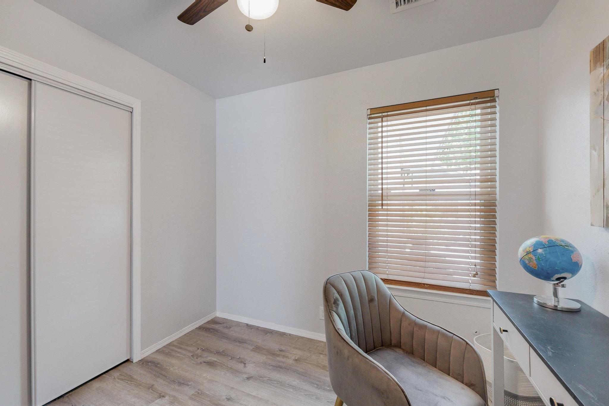 5600 Sweetwater Drive NW