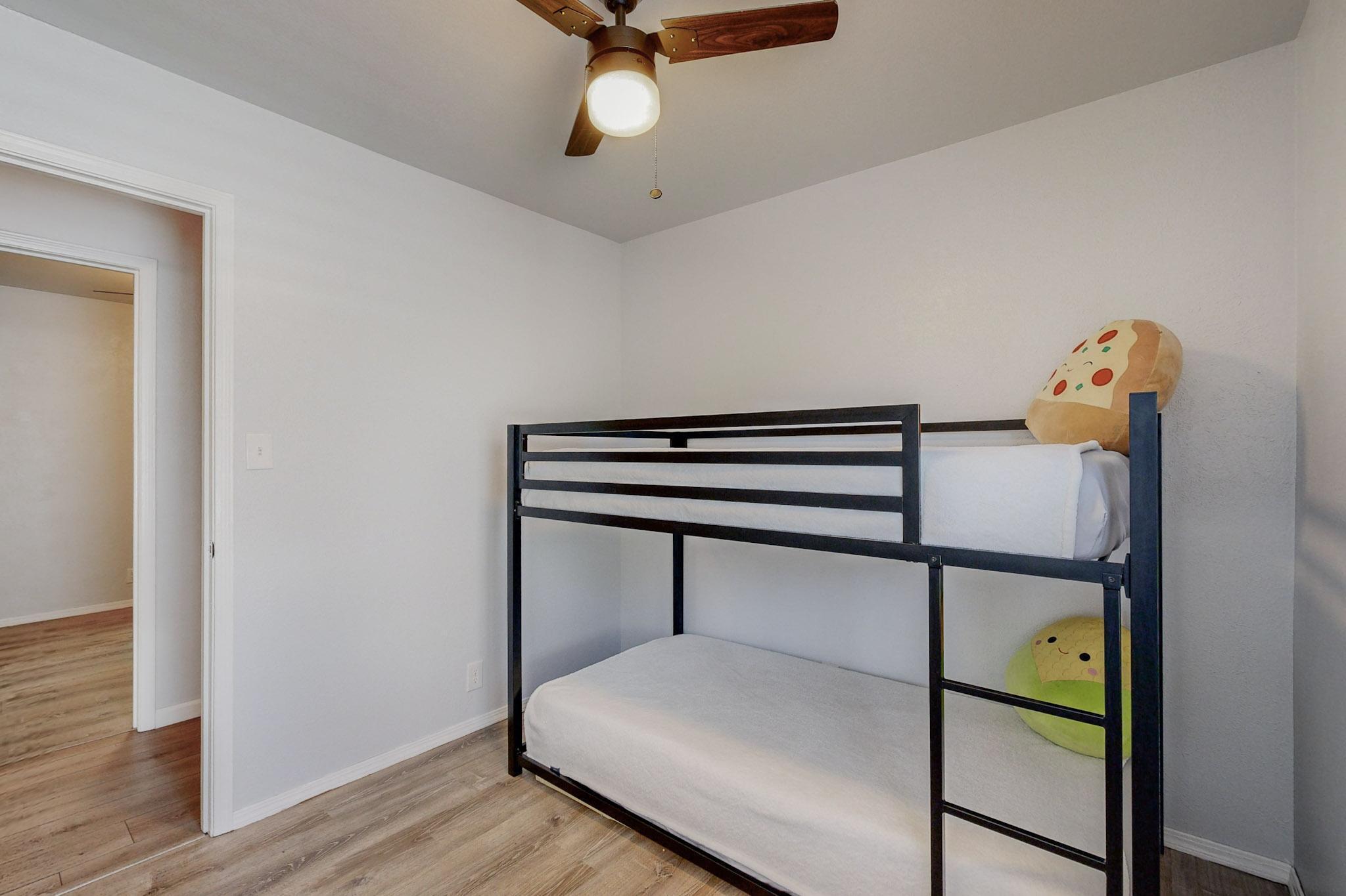 5600 Sweetwater Drive NW